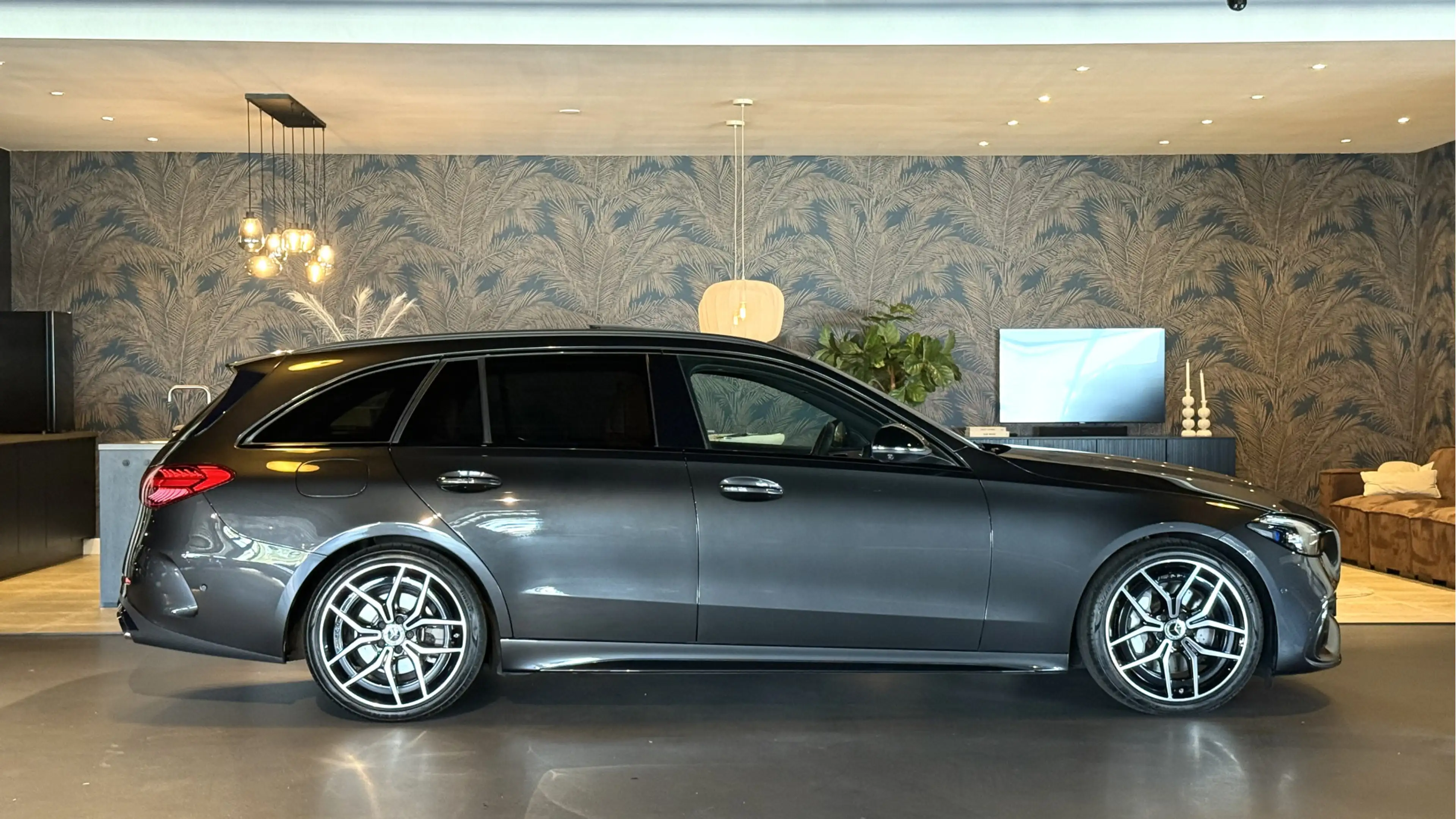 Mercedes-Benz C 200 Estate Edition AMG I Pano I Nappa I Pano — photo 6