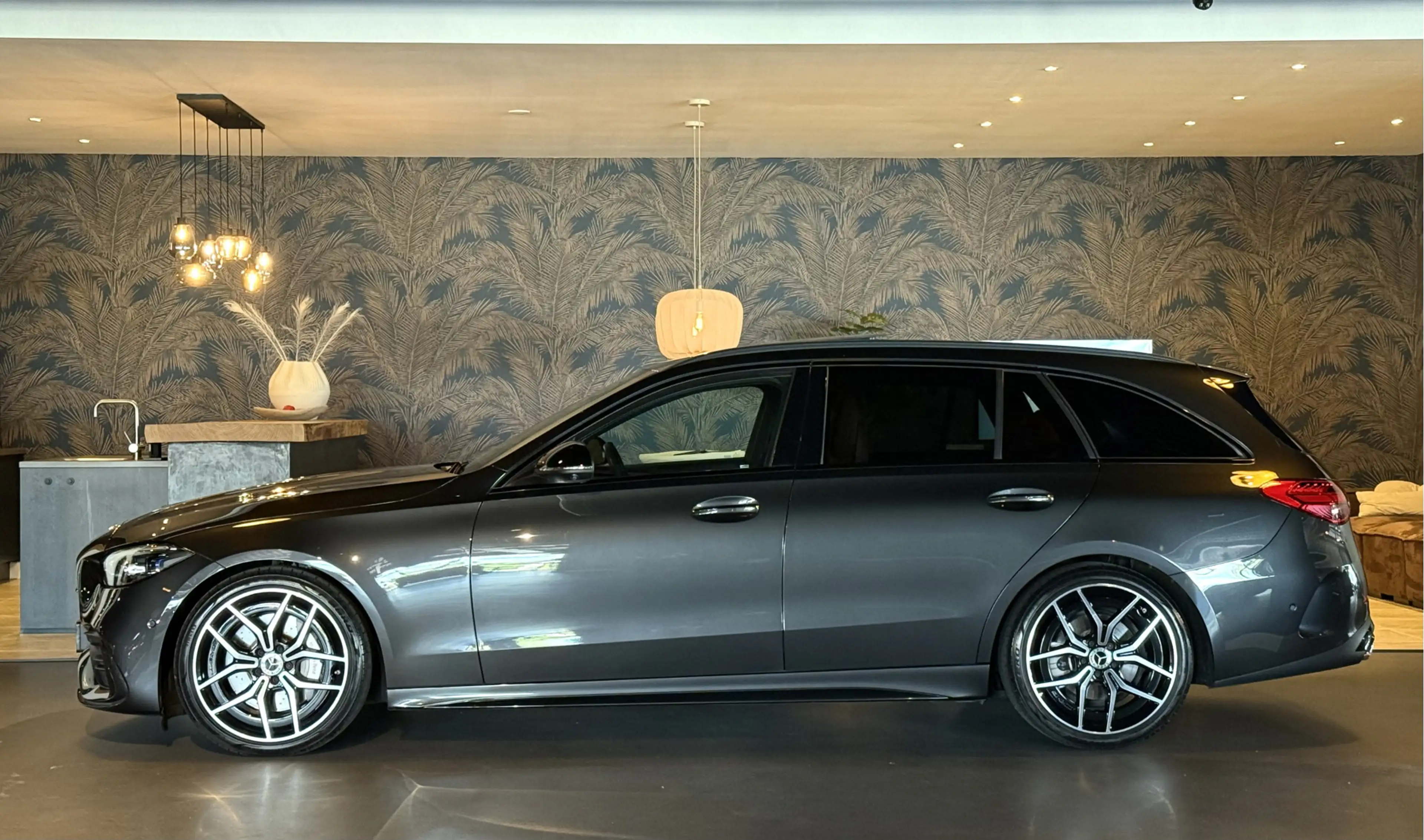 Mercedes-Benz C 200 Estate Edition AMG I Pano I Nappa I Pano — photo 2