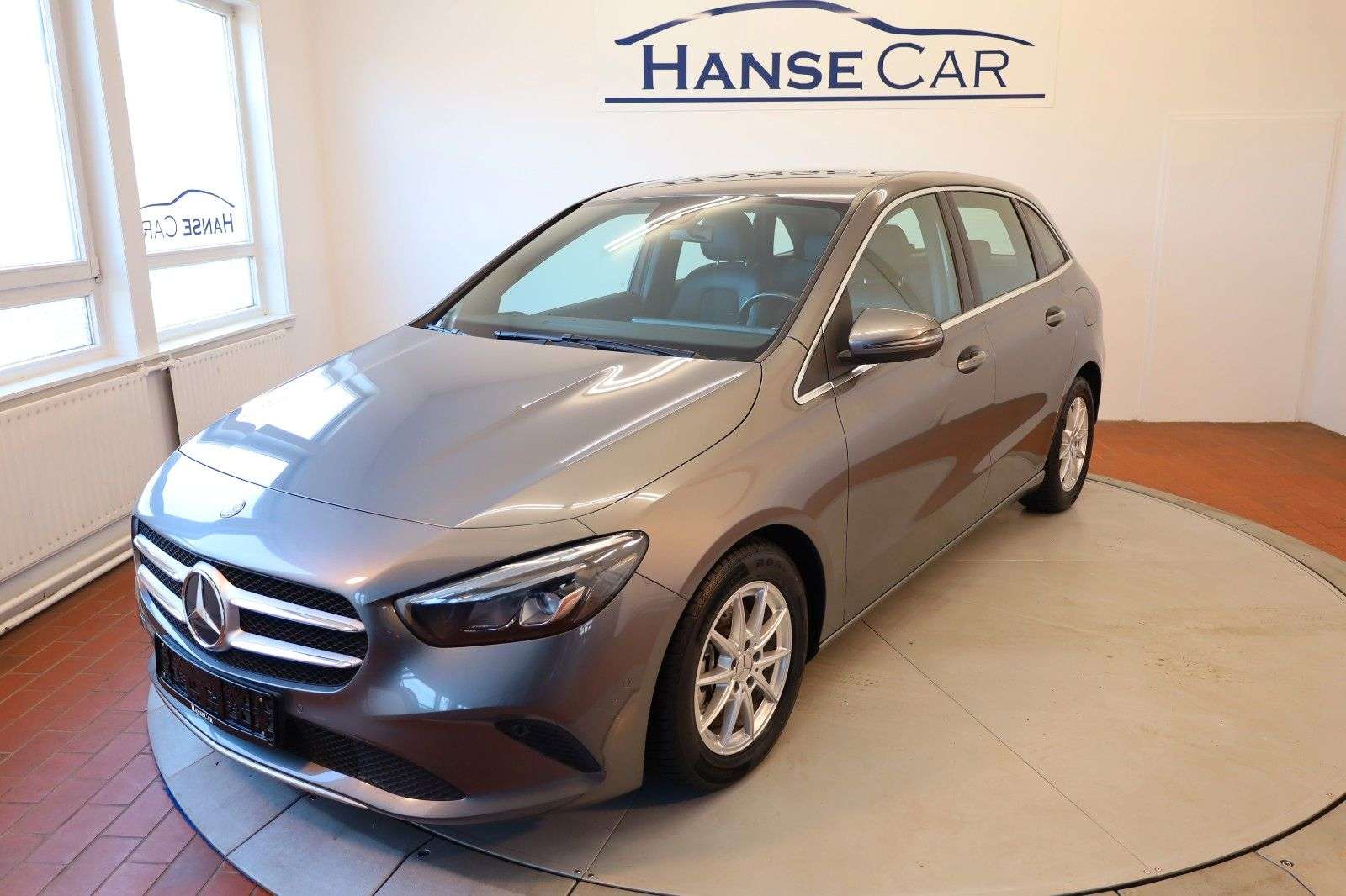 Second hand Mercedes Benz B-Class 200