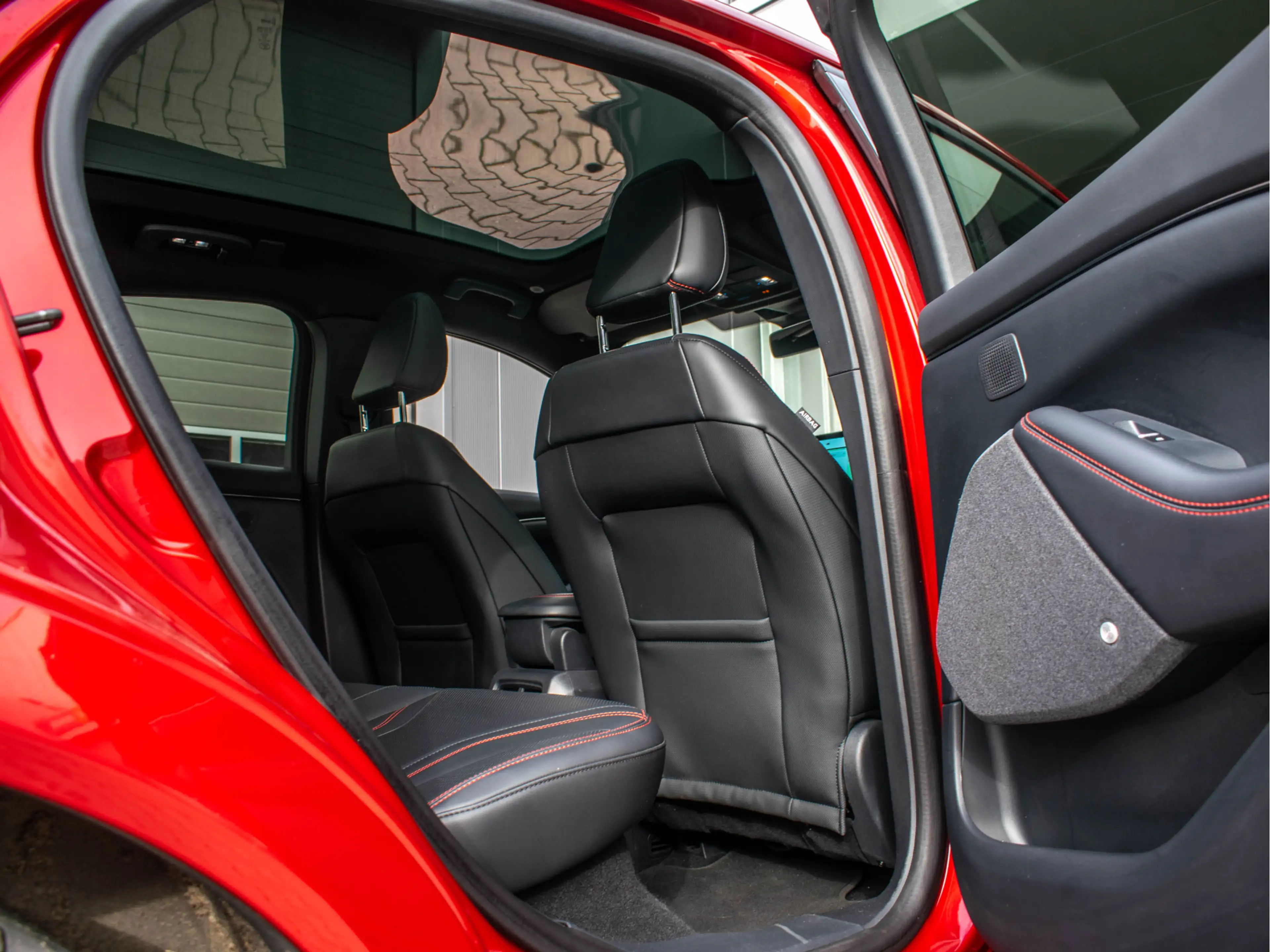 Ford Mustang Mach-E Extended First Edition AWD 98 kWh SOH 94,5 | Pano — photo 6