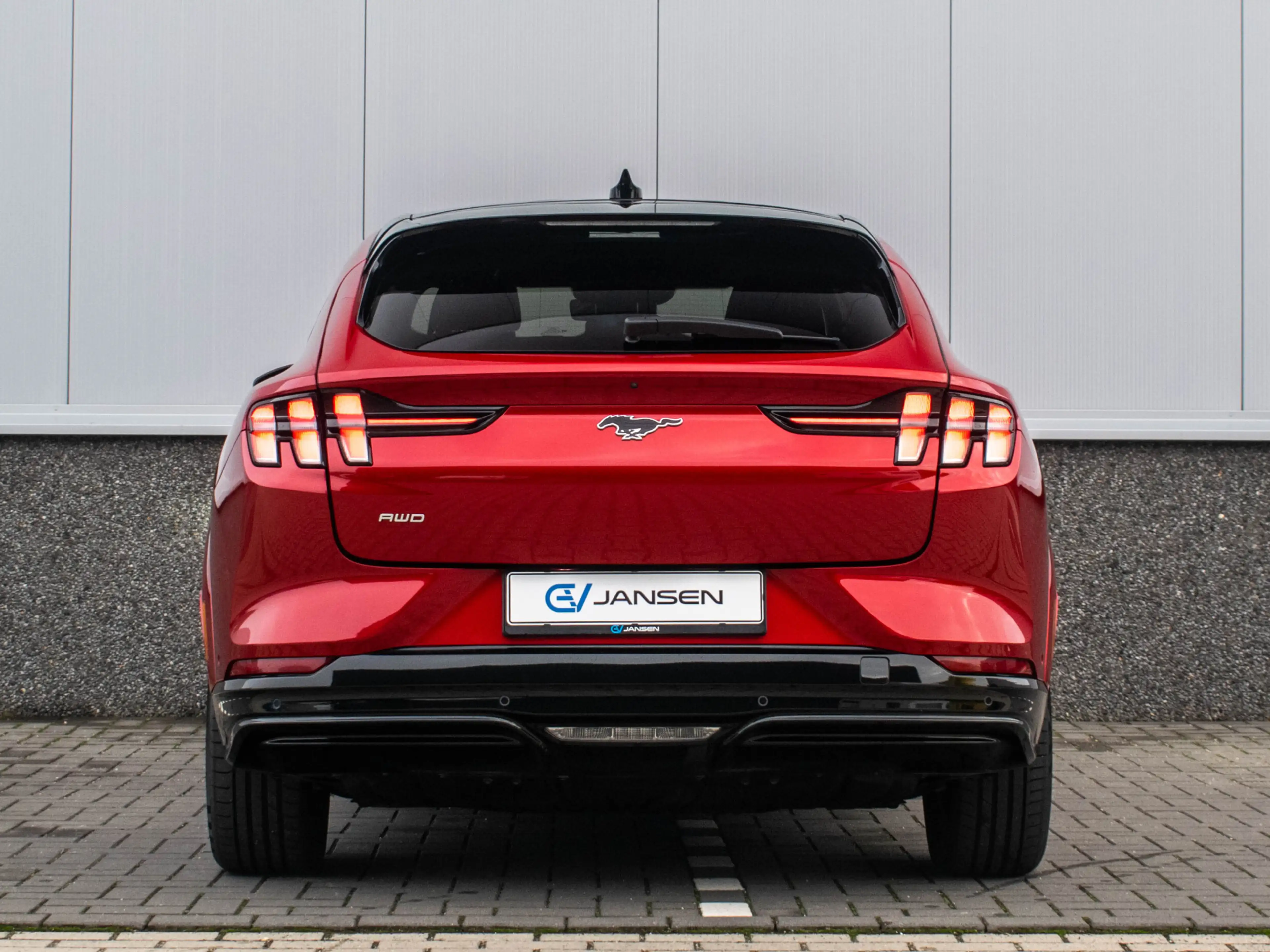 Ford Mustang Mach-E Extended First Edition AWD 98 kWh SOH 94,5 | Pano — photo 10
