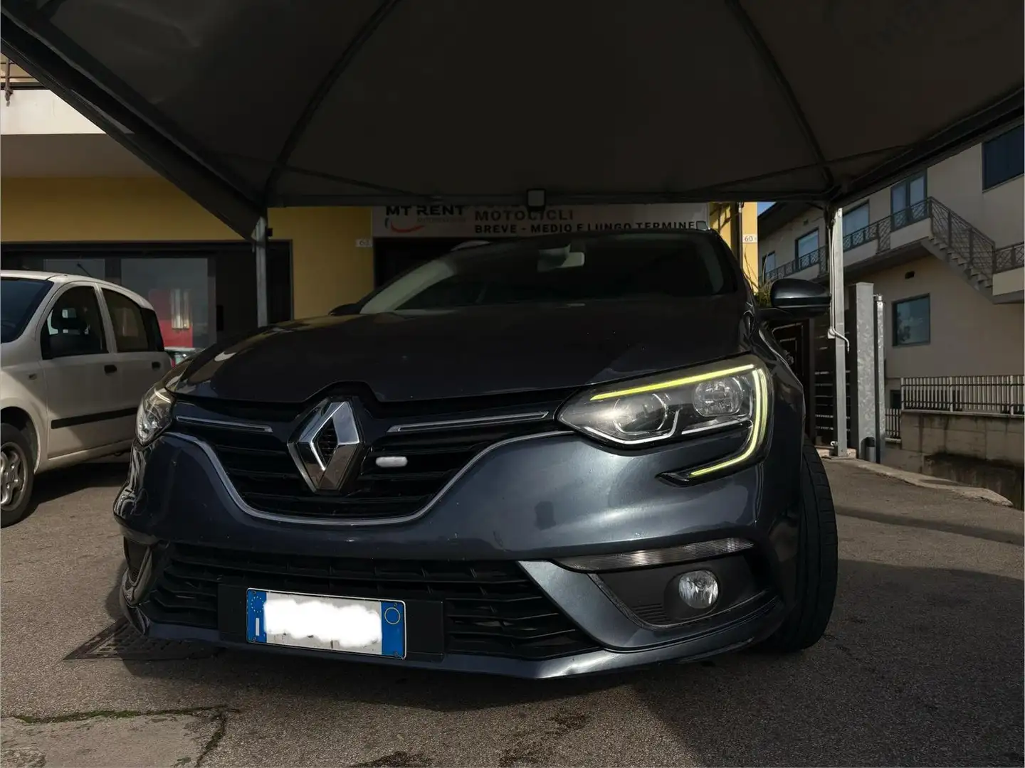 Renault Megane Renault Megane IV 2018 Sporter 1.5 dci Blue - 1