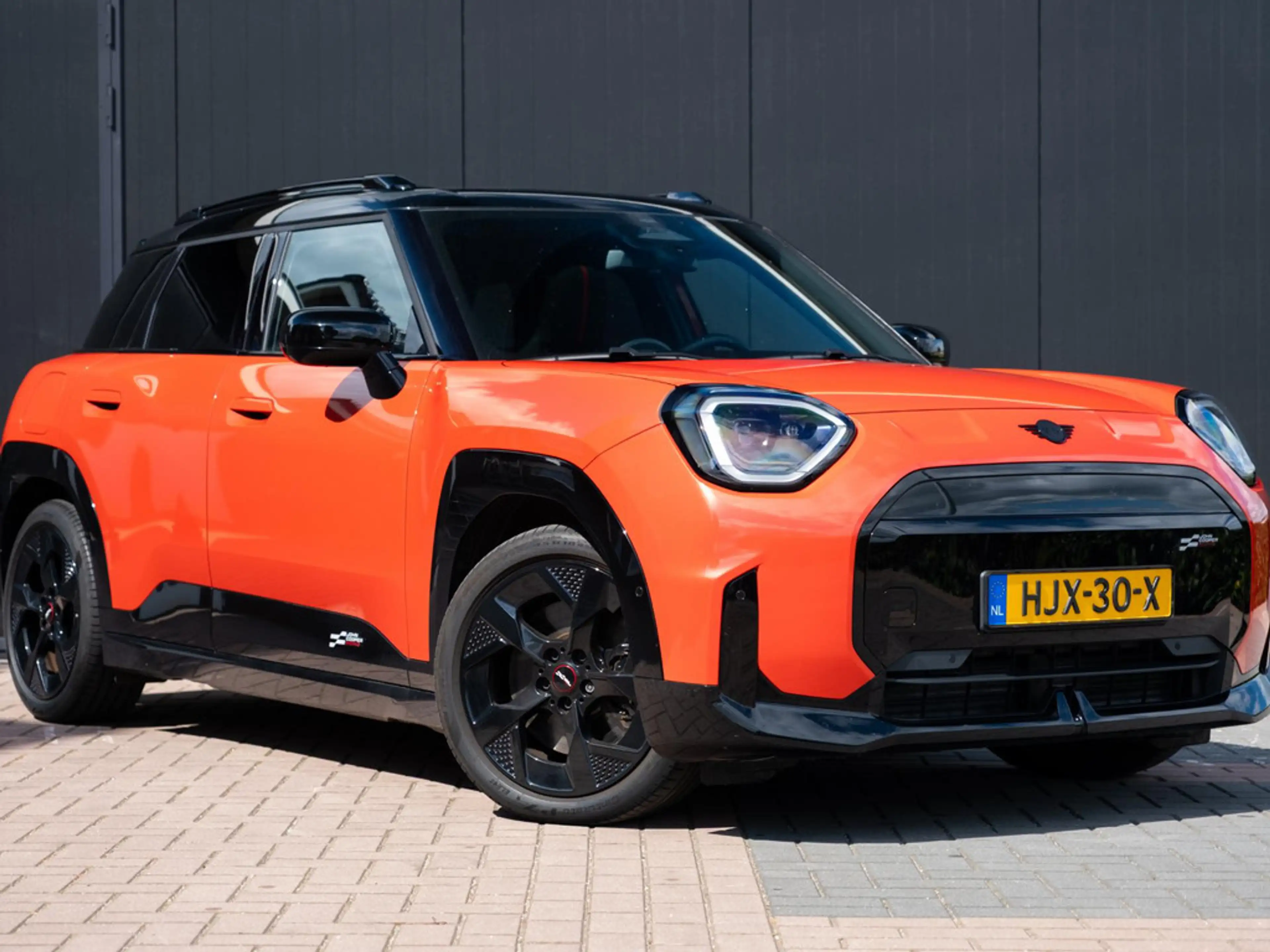 MINI Aceman SE John Cooper Works M 54.2 kWh 218pk | Panodak | — photo 14