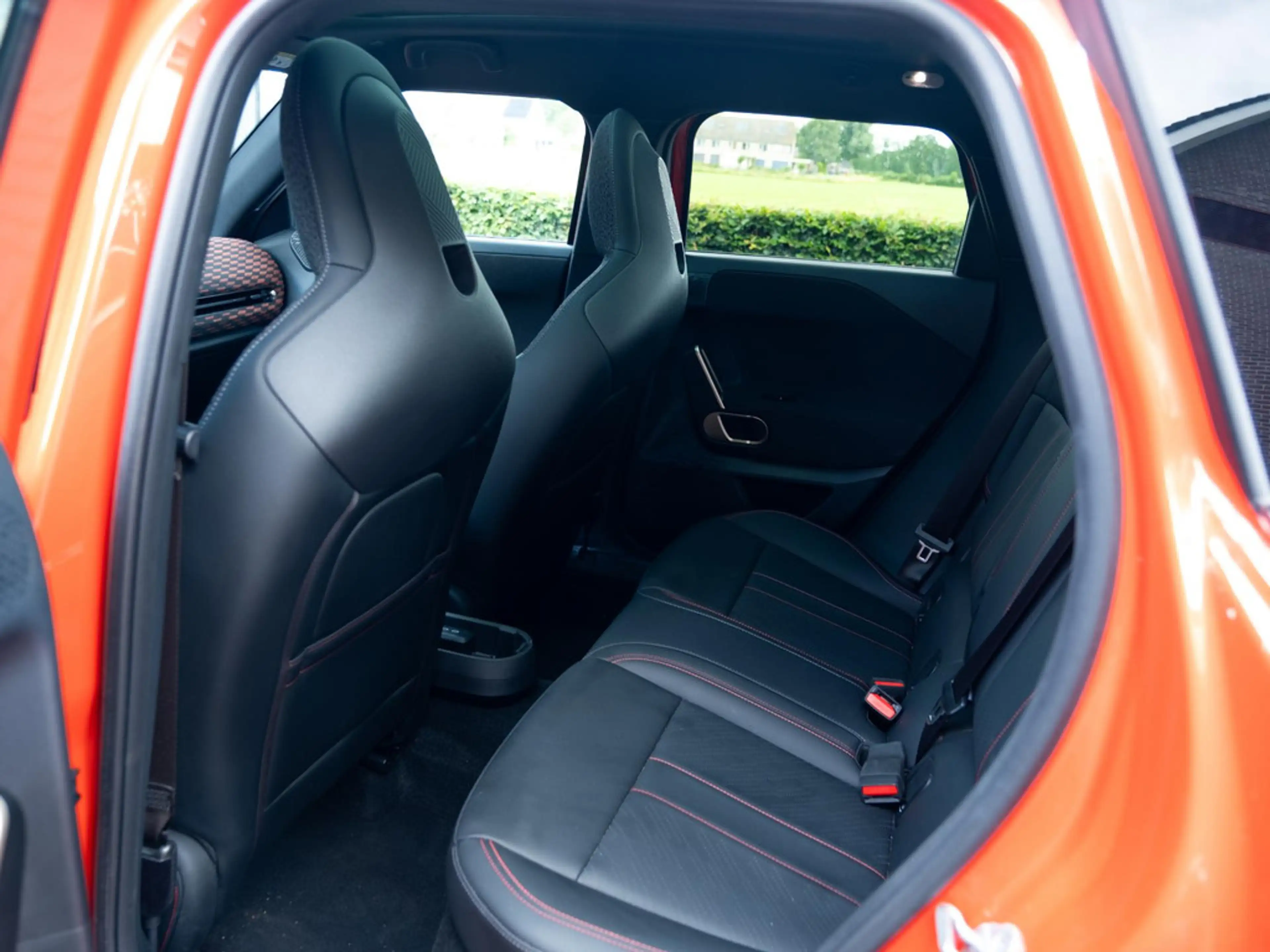 MINI Aceman SE John Cooper Works M 54.2 kWh 218pk | Panodak | — photo 9