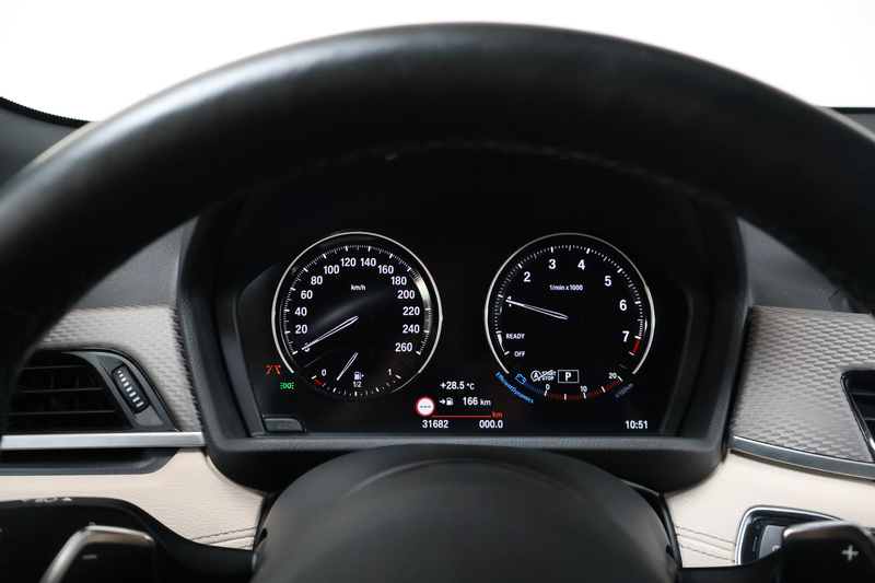 BMW X2 sDrive20i High Ex M-Sport | Pano | Memory | H&K | — photo 9