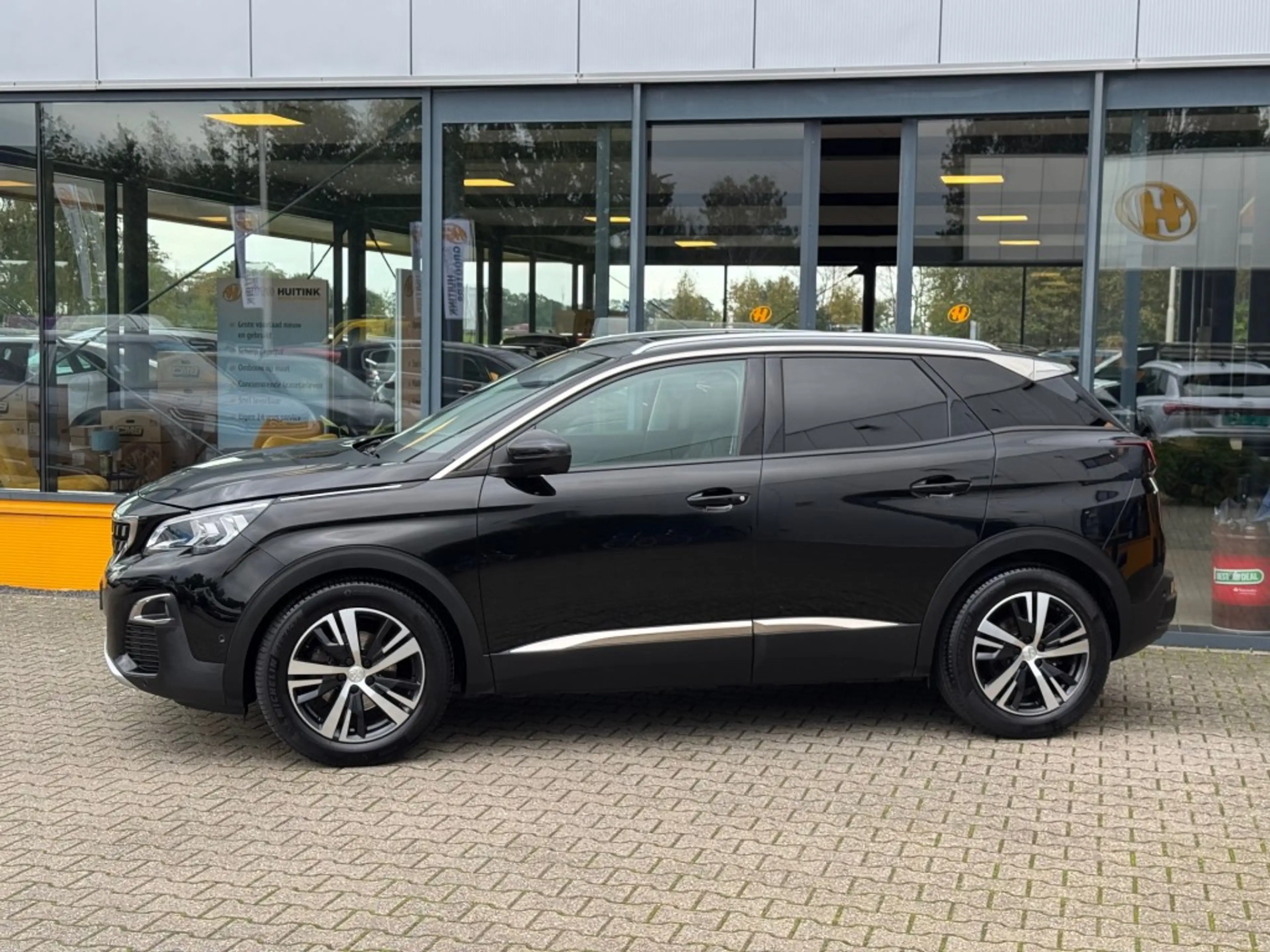 Peugeot 3008 1.2 PureTech Crossway - schuif/kanteldak - camera — photo 2