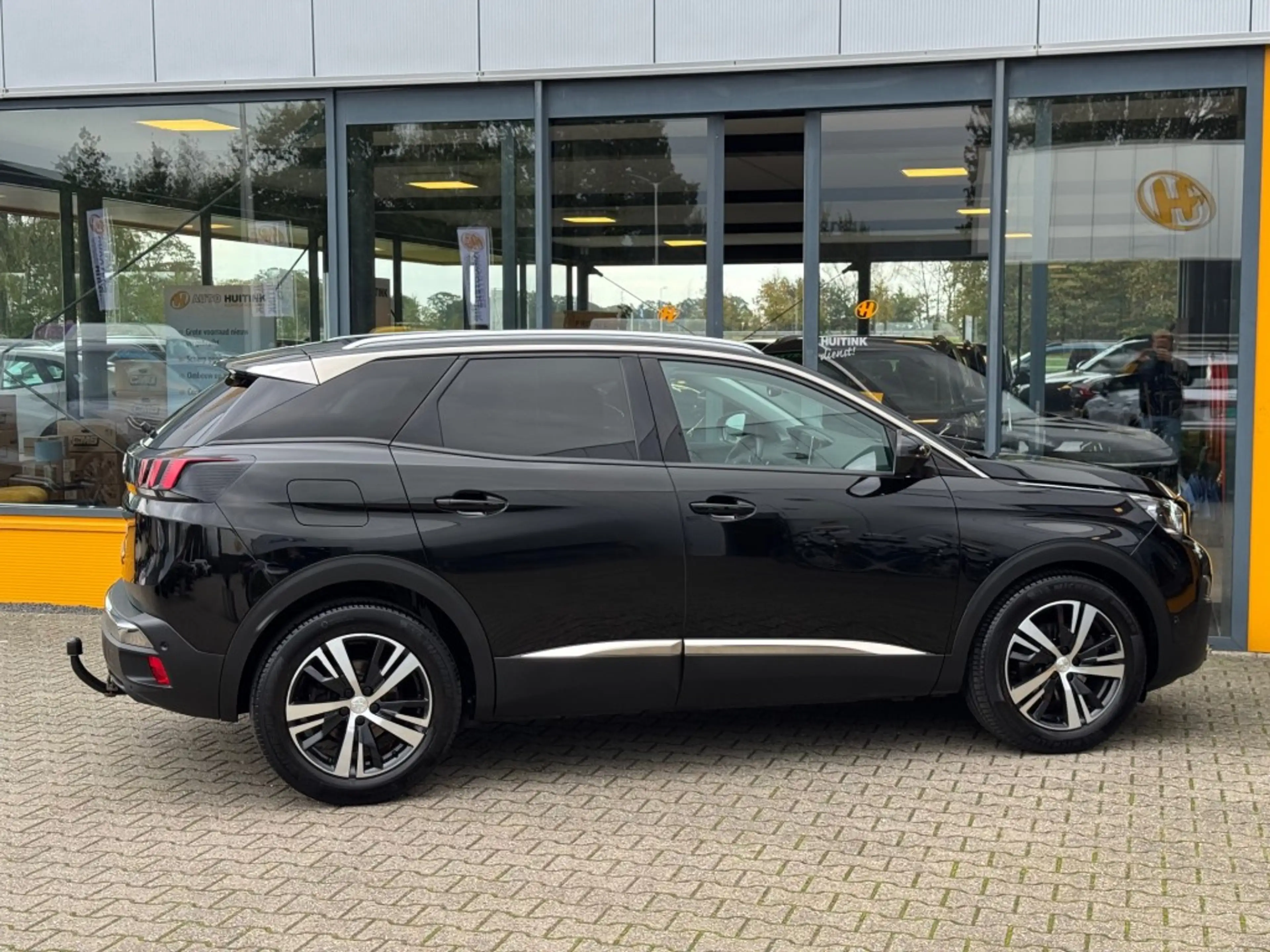 Peugeot 3008 1.2 PureTech Crossway - schuif/kanteldak - camera — photo 5