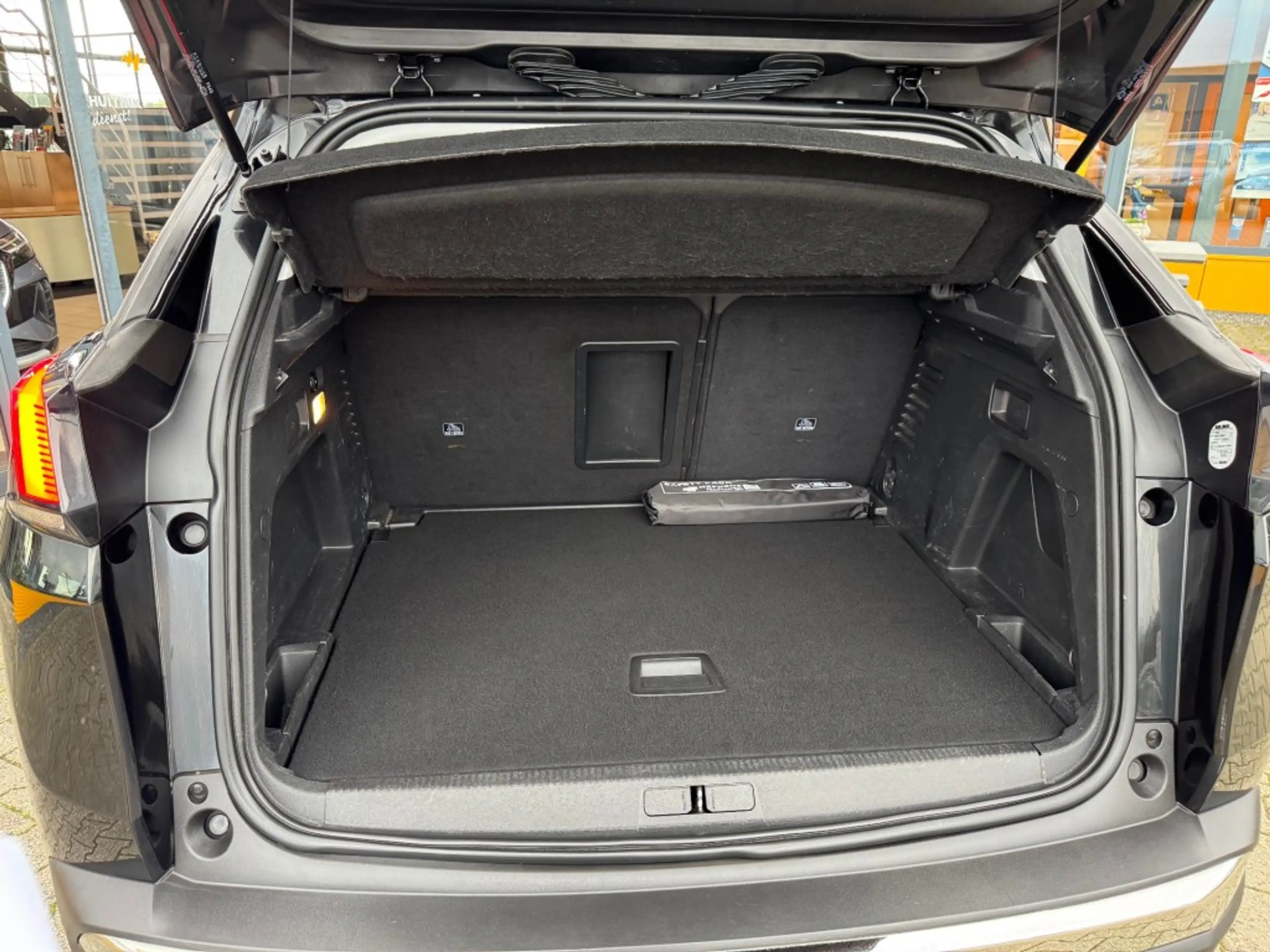 Peugeot 3008 1.2 PureTech Crossway - schuif/kanteldak - camera — photo 19
