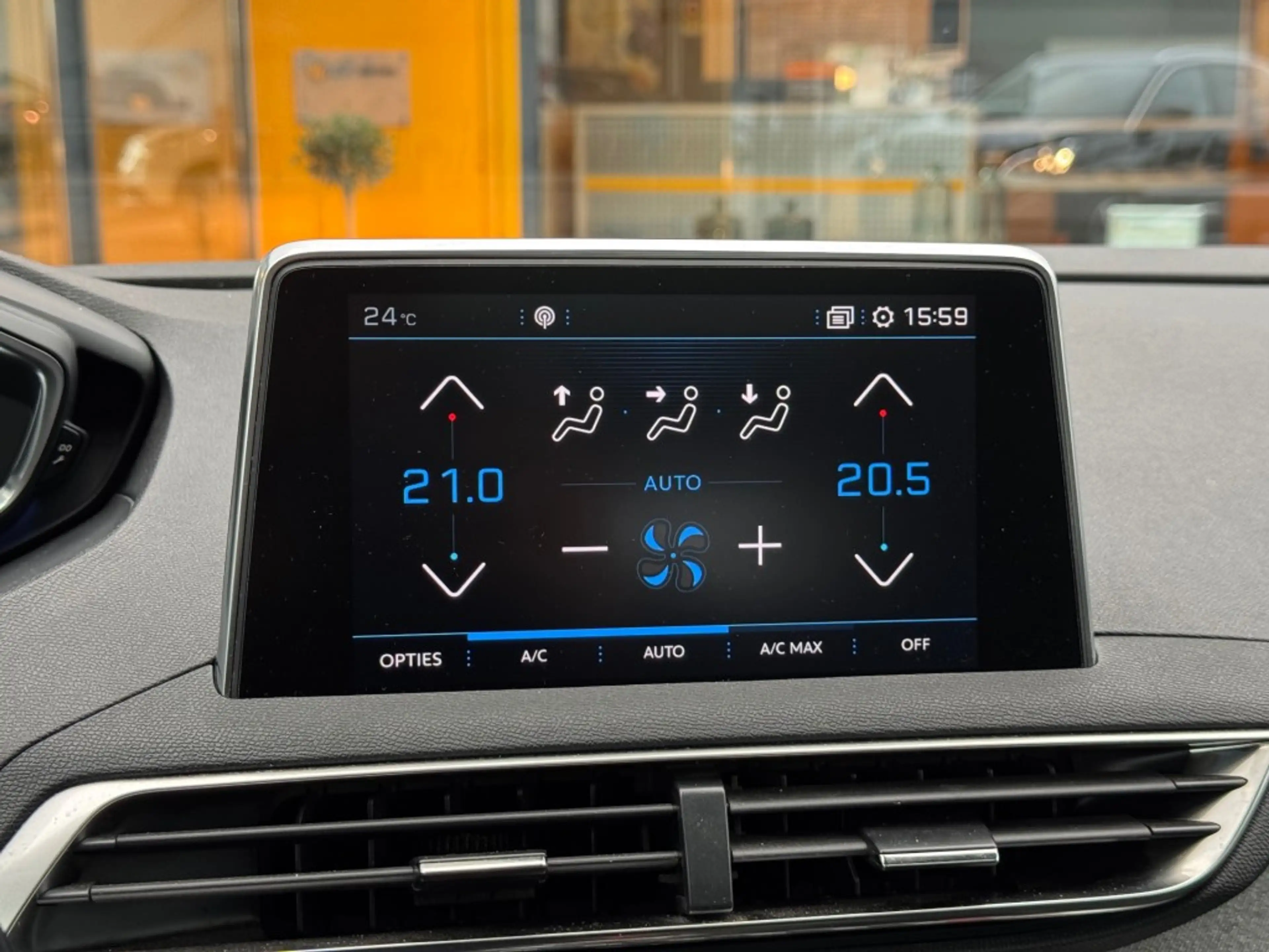 Peugeot 3008 1.2 PureTech Crossway - schuif/kanteldak - camera — photo 14