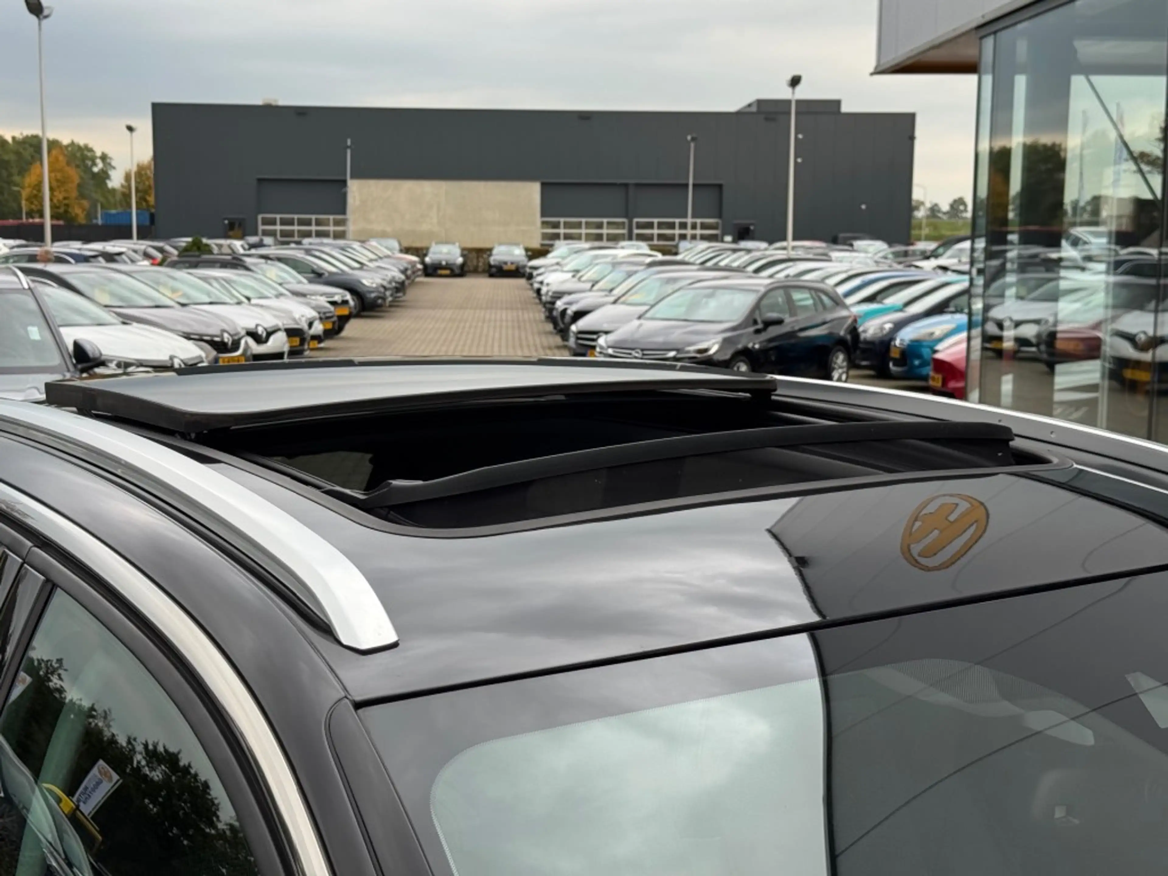 Peugeot 3008 1.2 PureTech Crossway - schuif/kanteldak - camera — photo 10