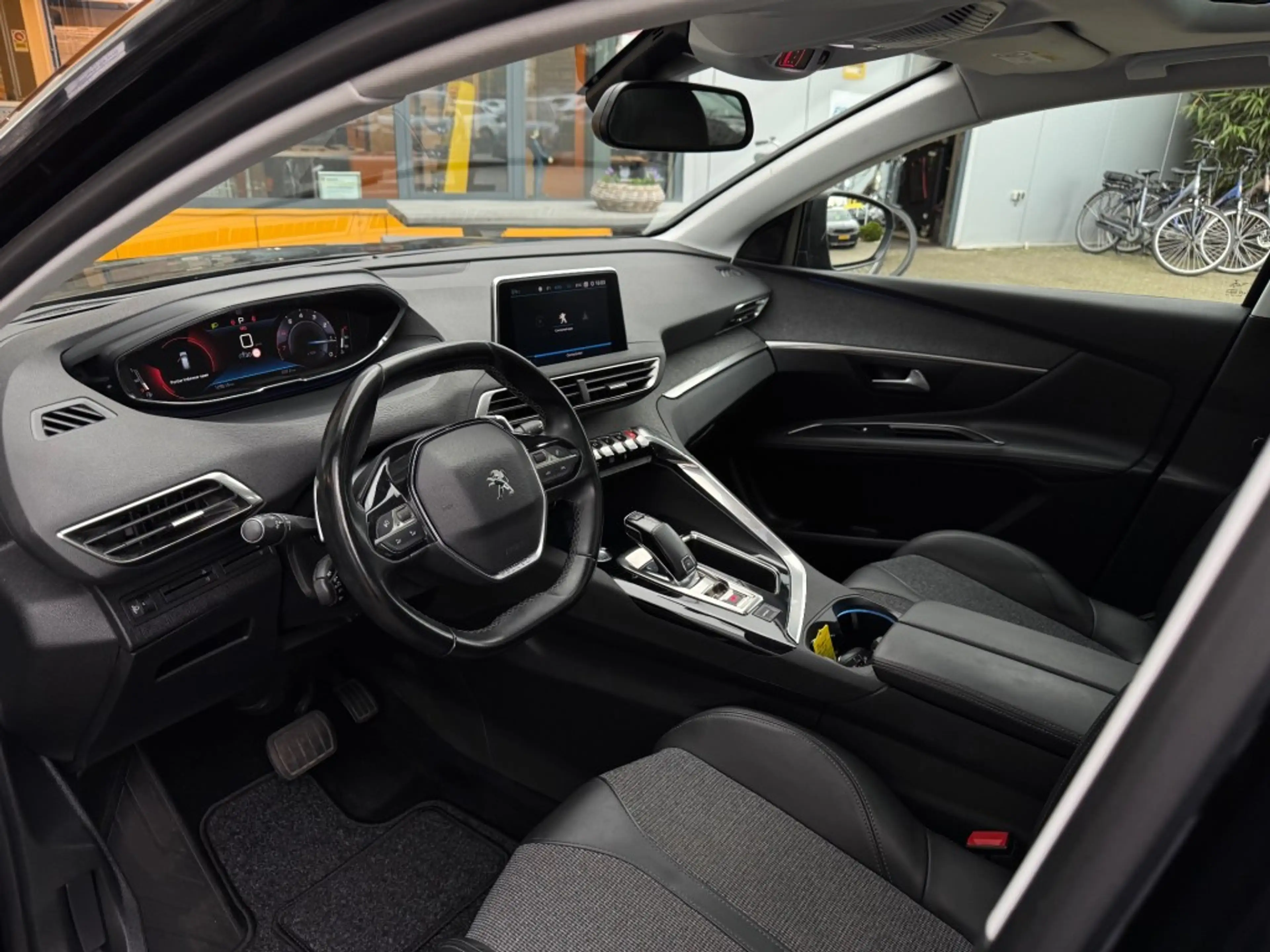 Peugeot 3008 1.2 PureTech Crossway - schuif/kanteldak - camera — photo 18