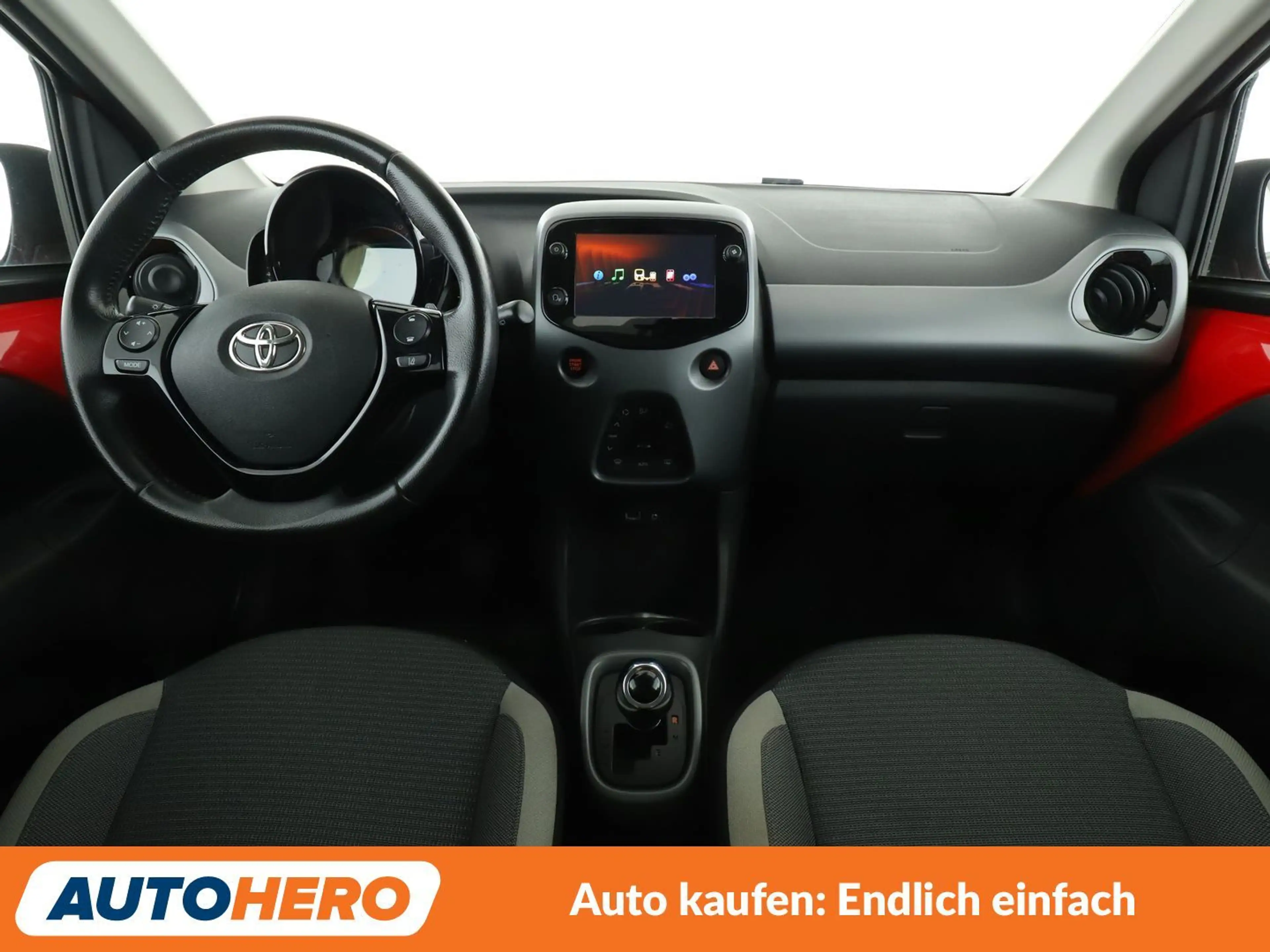 Toyota Aygo 1.0 x-play Team D Aut*PDC*KLIMA*GARANTIE* — photo 12