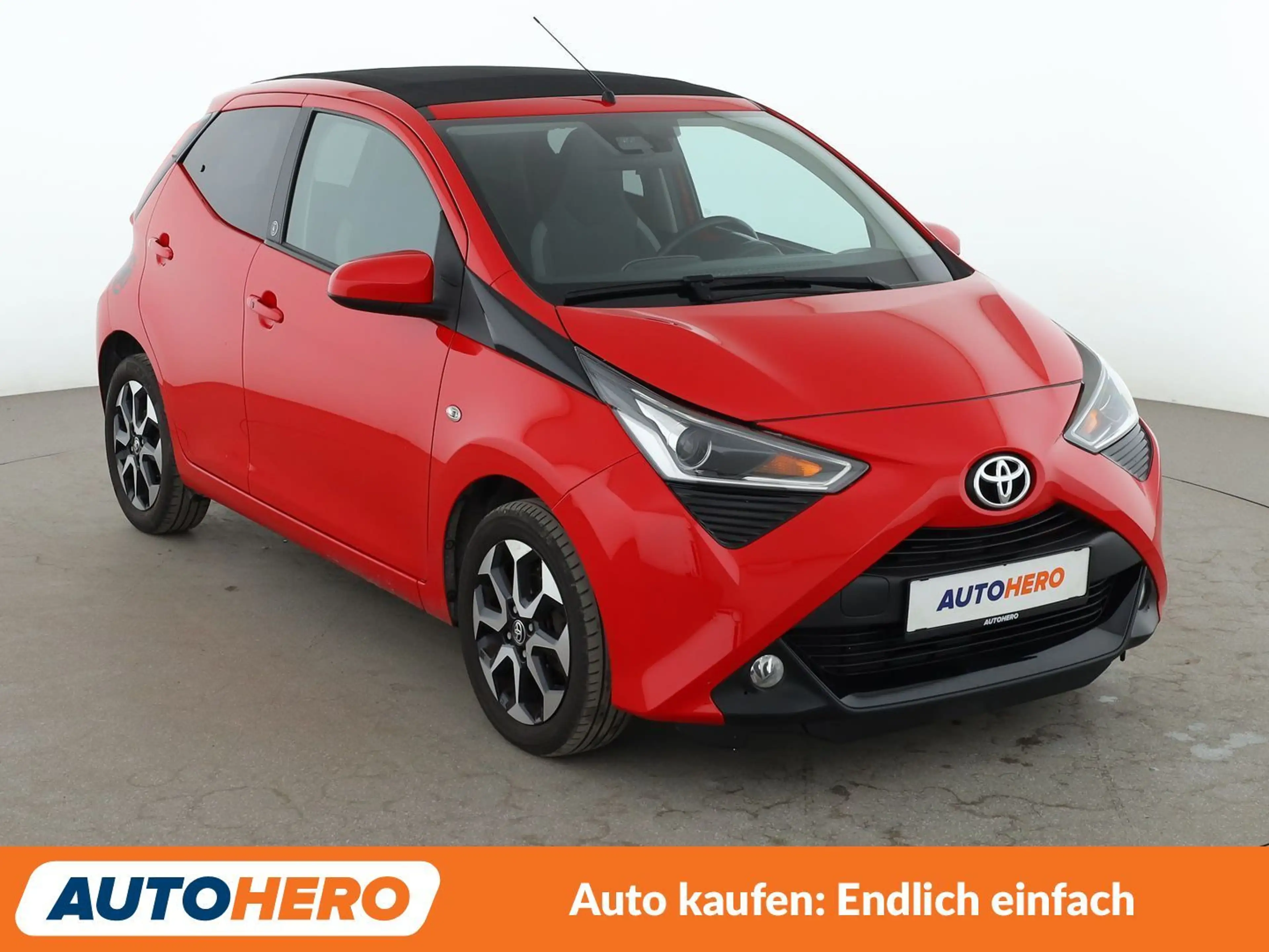 Toyota Aygo 1.0 x-play Team D Aut*PDC*KLIMA*GARANTIE* — photo 8
