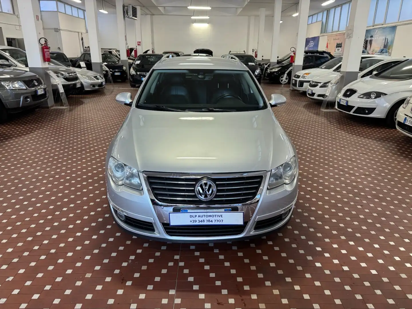 Volkswagen Passat 2.0 16V FSI 4mot. Var. Highline Argento - 2