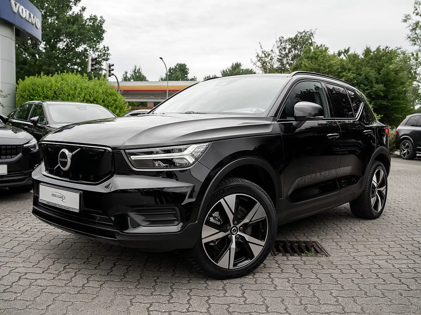 Volvo XC40 Core Recharge Pure Electric 2WD AHK LED Nero - 1