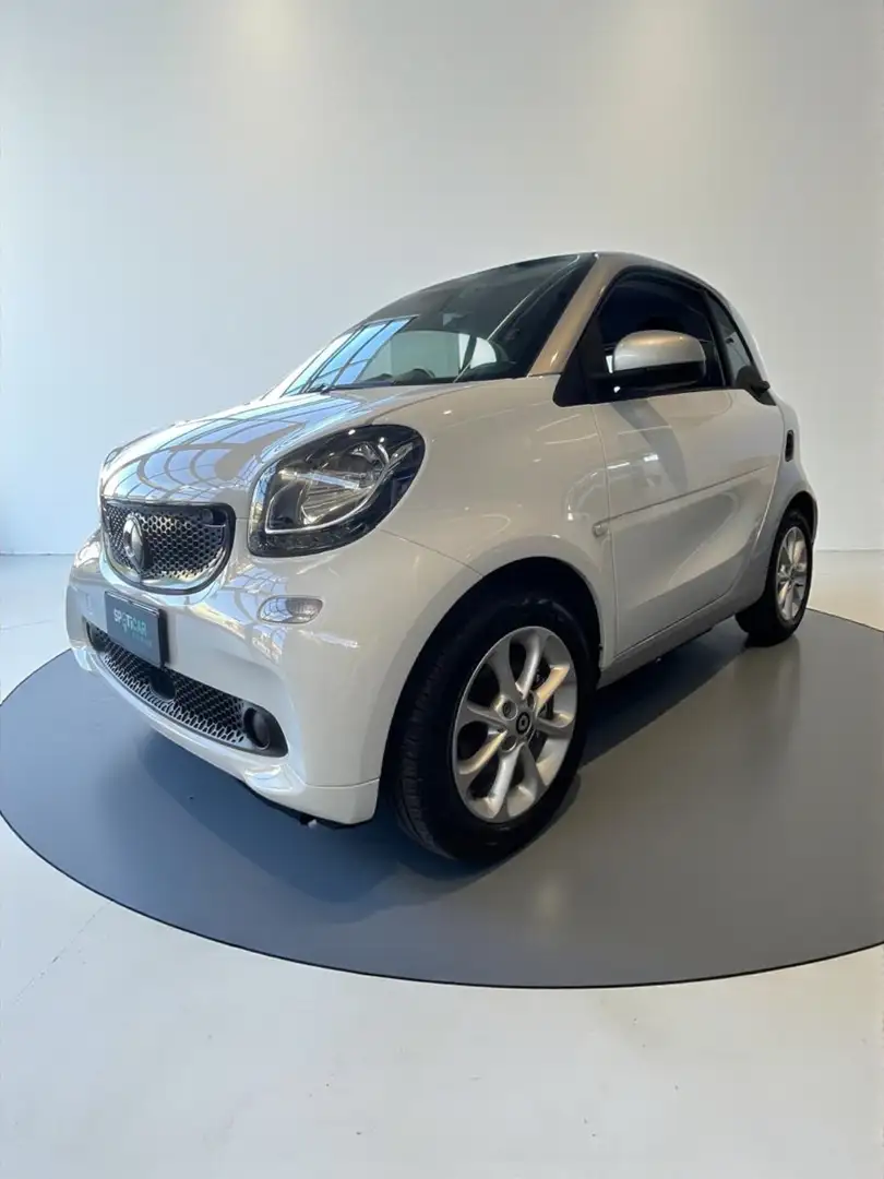 smart forTwo coupe 0.9 Turbo Passion Blanc - 1