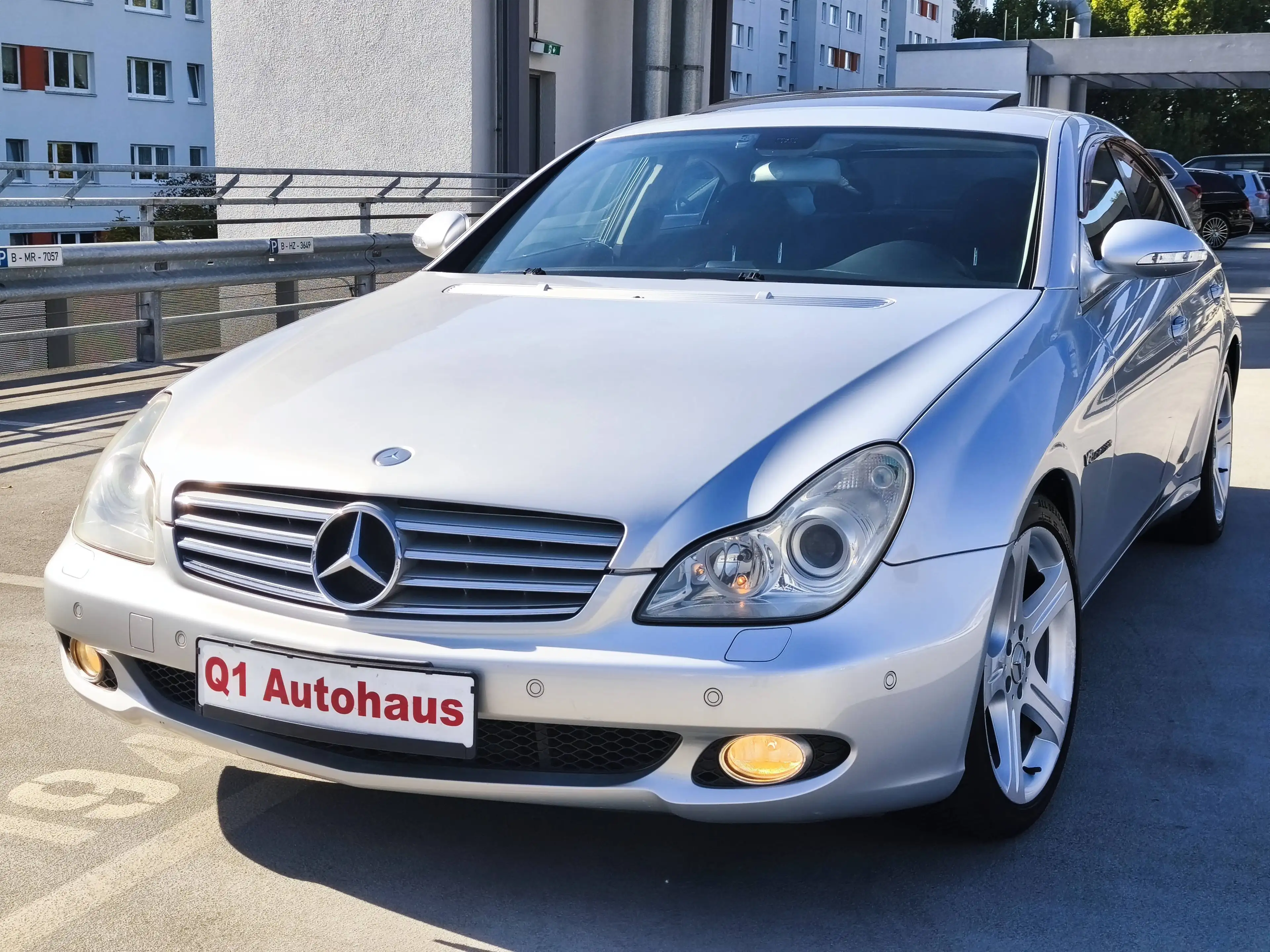 Mercedes-Benz CLS 350 CLS 350 BI-XENON/VOLLLEDER/MEMORY/SHZ/PDC/18ZOLL/ALARM