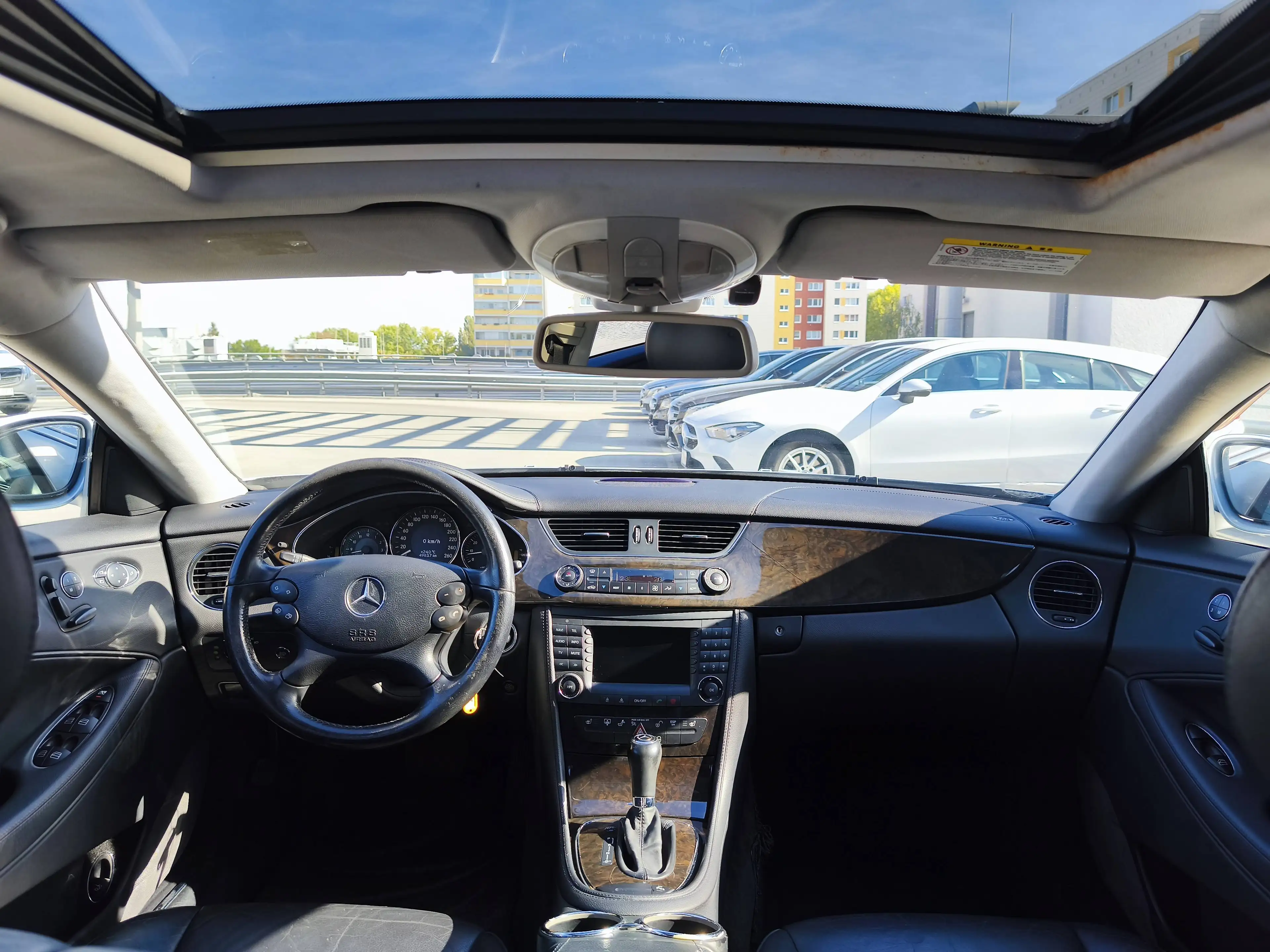Mercedes-Benz CLS 350 CLS 350 BI-XENON/VOLLLEDER/MEMORY/SHZ/PDC/18ZOLL/ALARM — photo 7