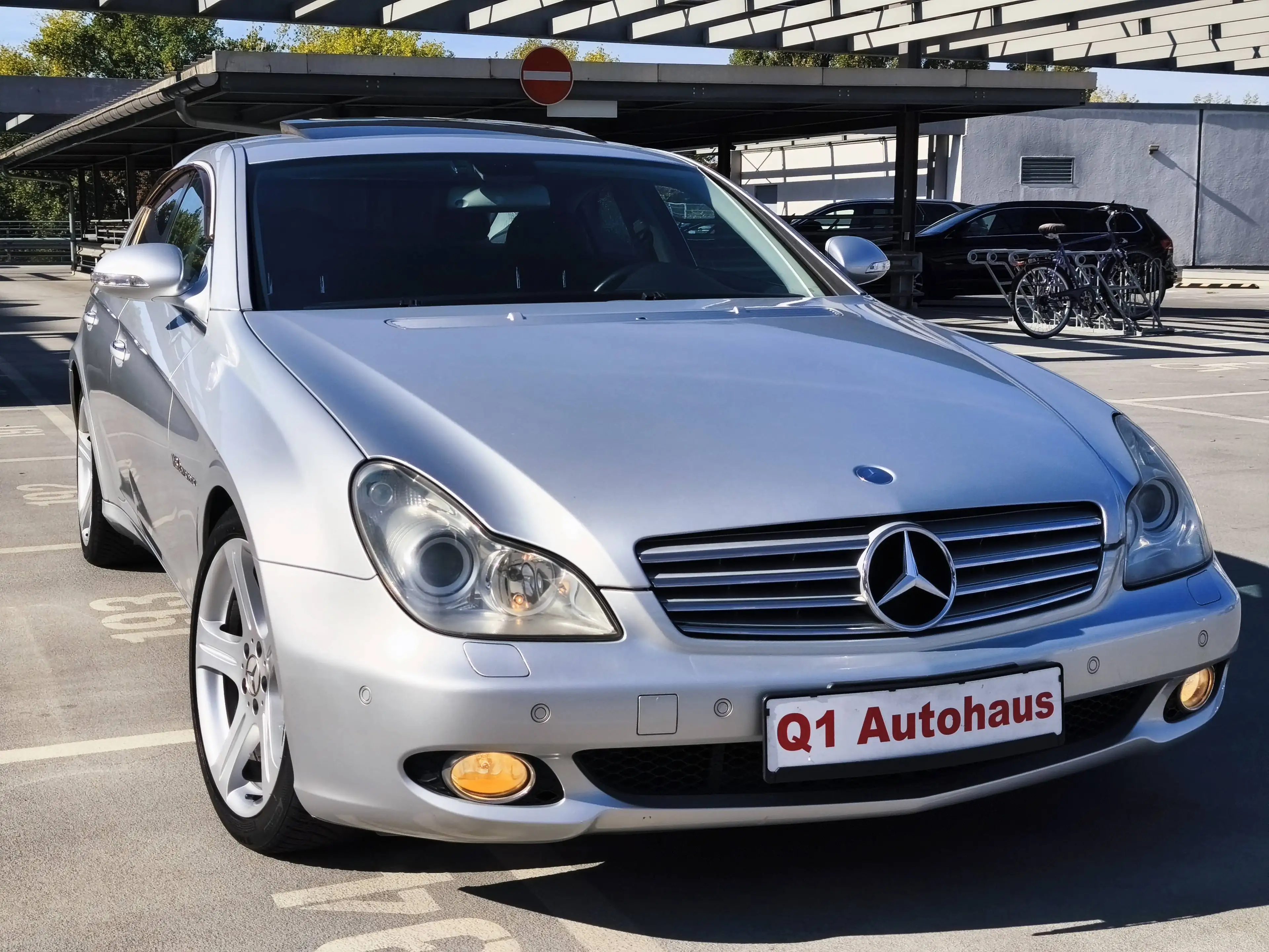 Mercedes-Benz CLS 350 CLS 350 BI-XENON/VOLLLEDER/MEMORY/SHZ/PDC/18ZOLL/ALARM — photo 3