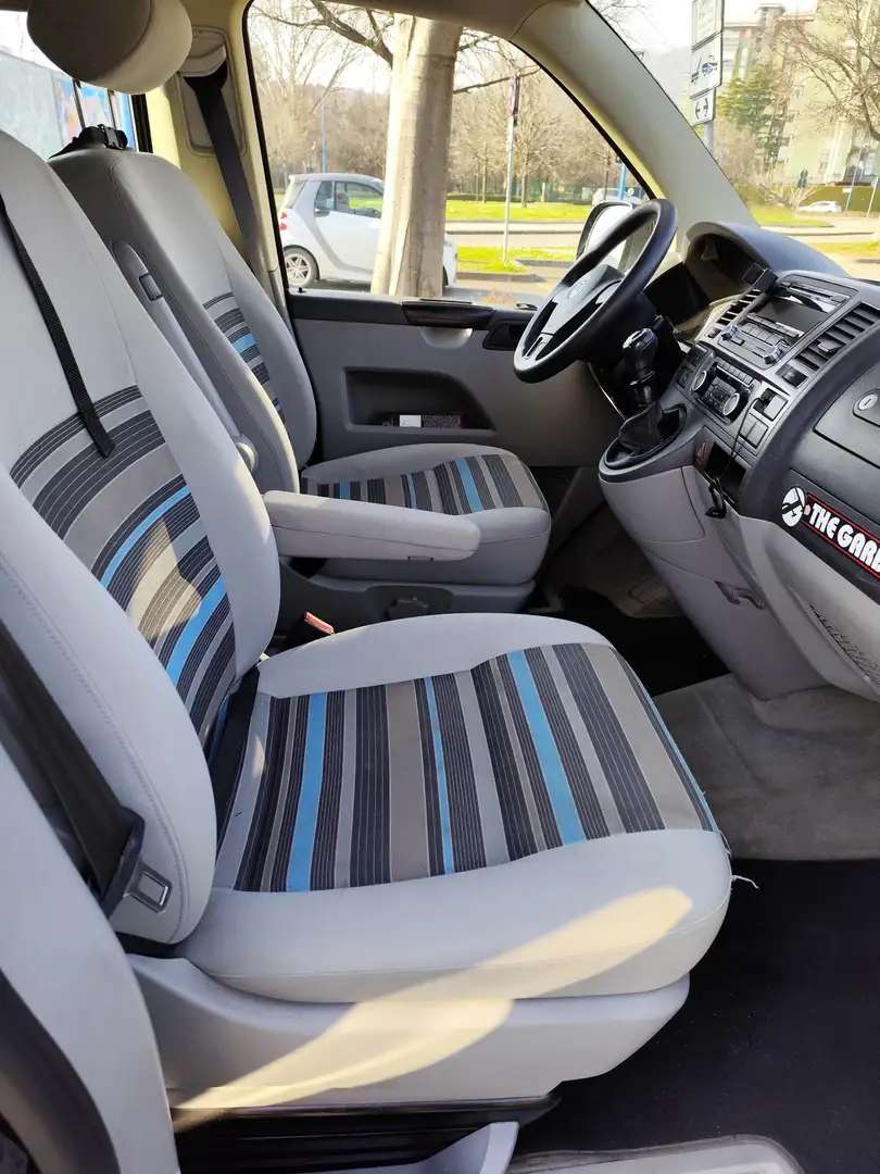Volkswagen T5 California - 2
