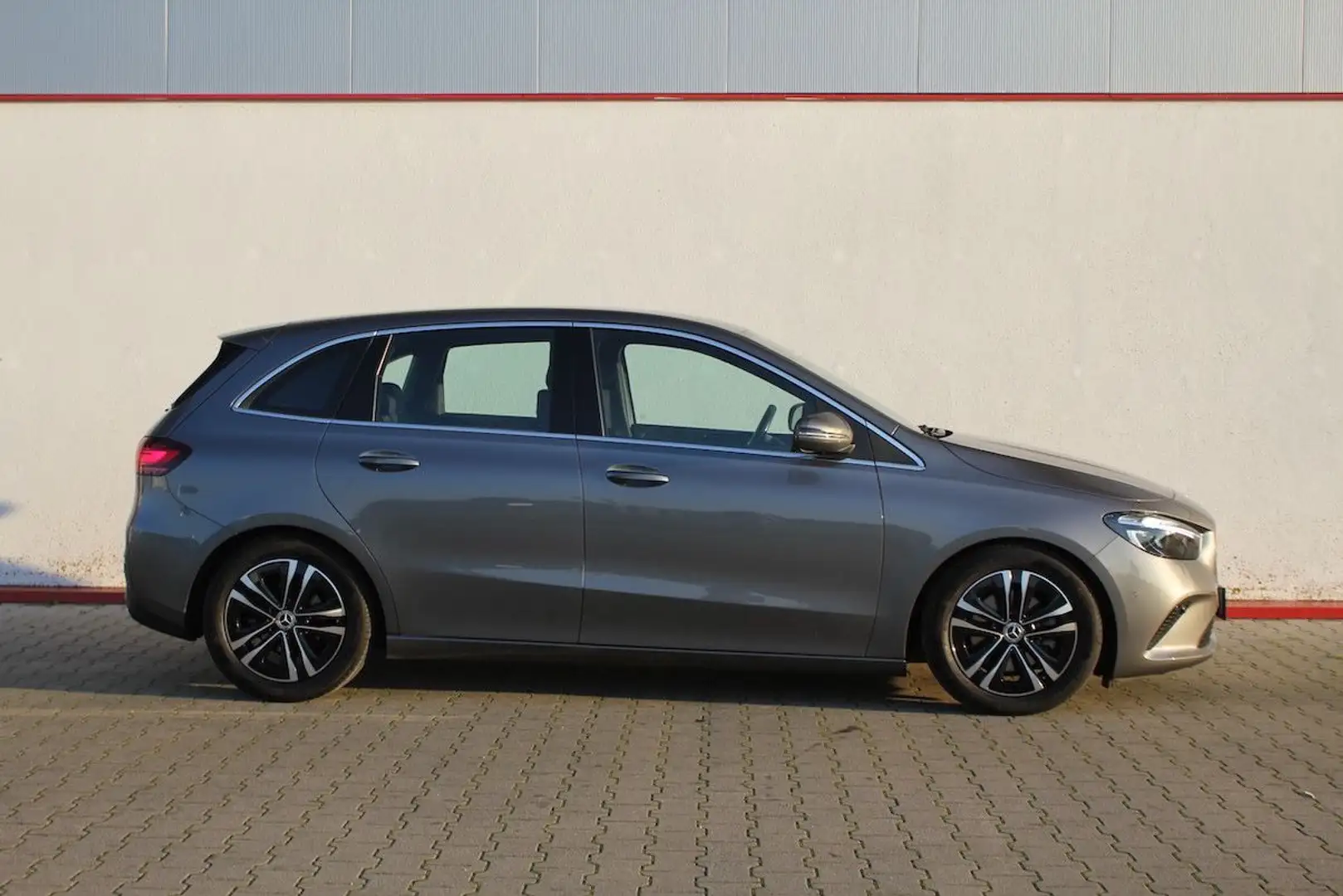 Mercedes-Benz B 180 d 8G Progressive Line Urban WideScreen 458 Gris - 2