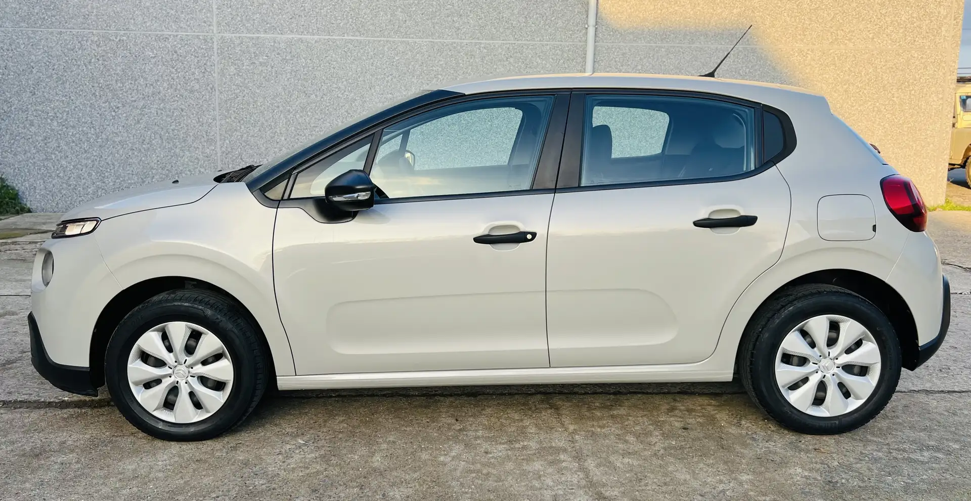 Citroen C3 1.2i PureTech Feel S&S ++ CLIM + NEW ++ NARDO ++ - 2