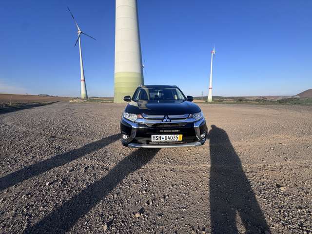 Mitsubishi Outlander 2.2 DI-D 4WD Aut. SUV-Star+