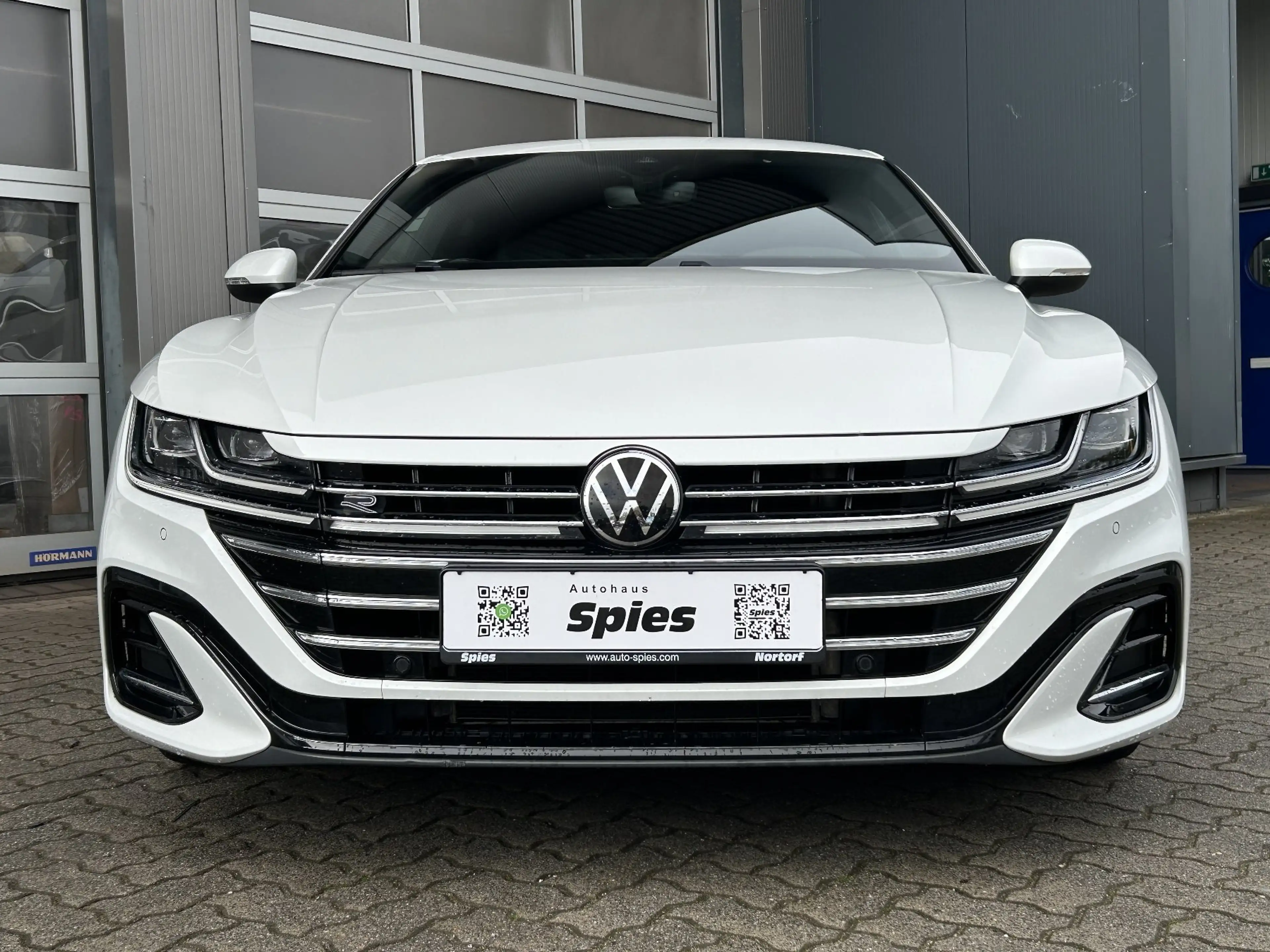Volkswagen Arteon Shooting Brake R-Line AHK Shz Navi ACC — photo 8
