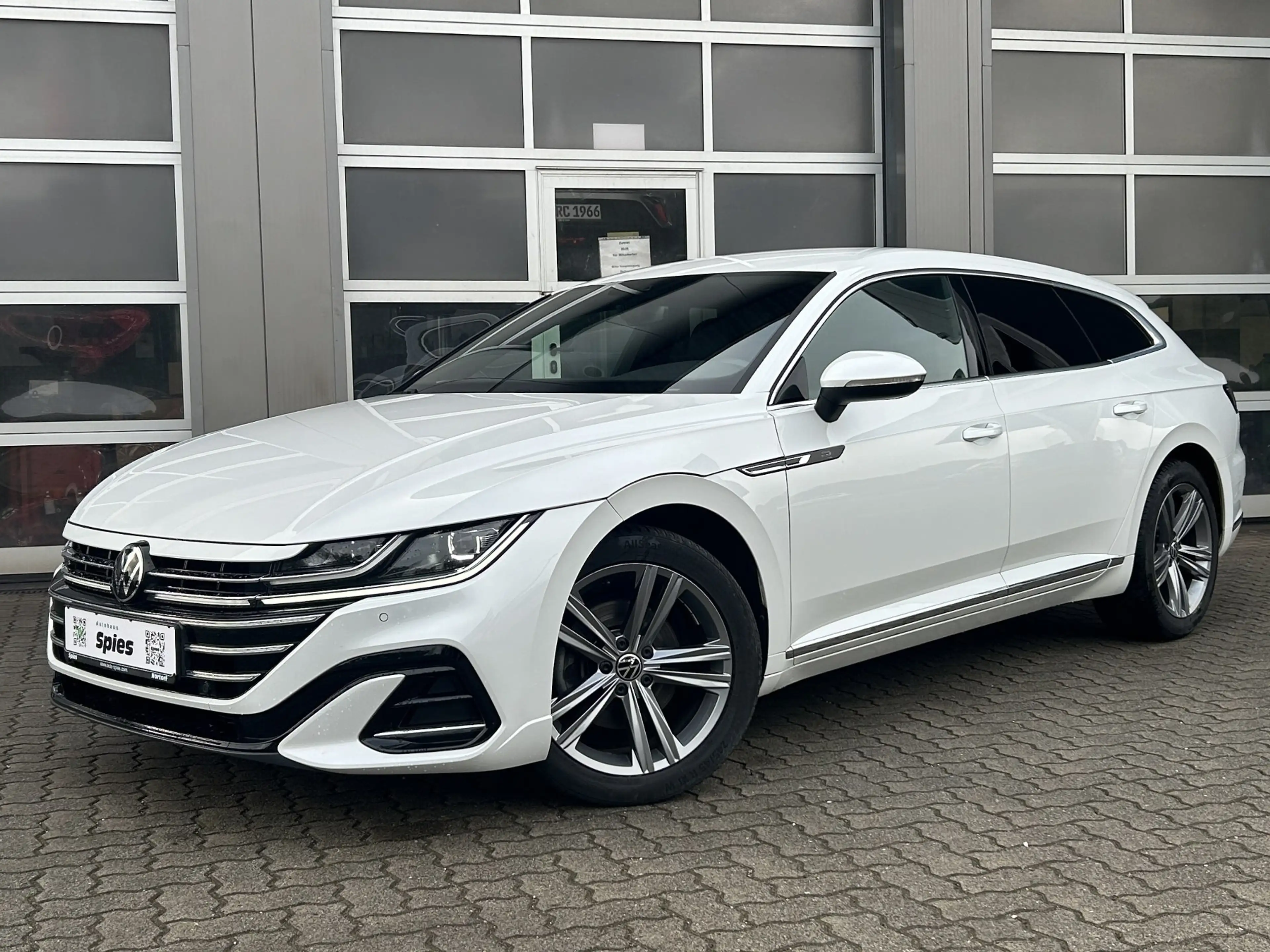Volkswagen Arteon Shooting Brake R-Line AHK Shz Navi ACC