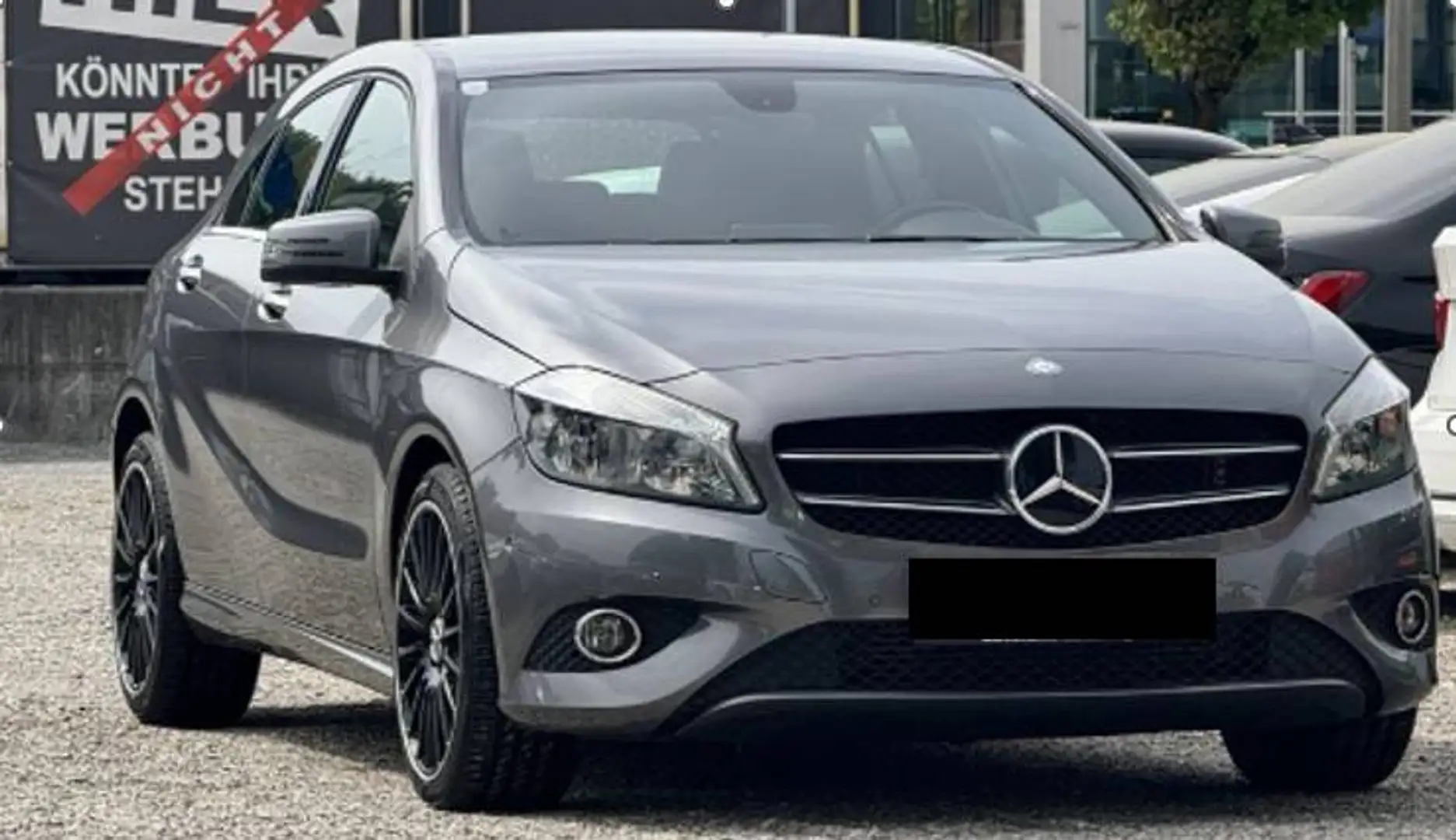 Mercedes-Benz A 180 A 180 BlueEfficiency Grau - 1
