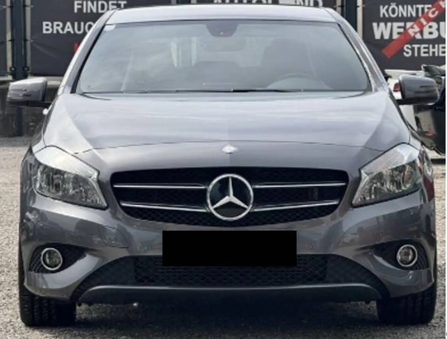 Mercedes-Benz A 180 A 180 BlueEfficiency Grau - 2