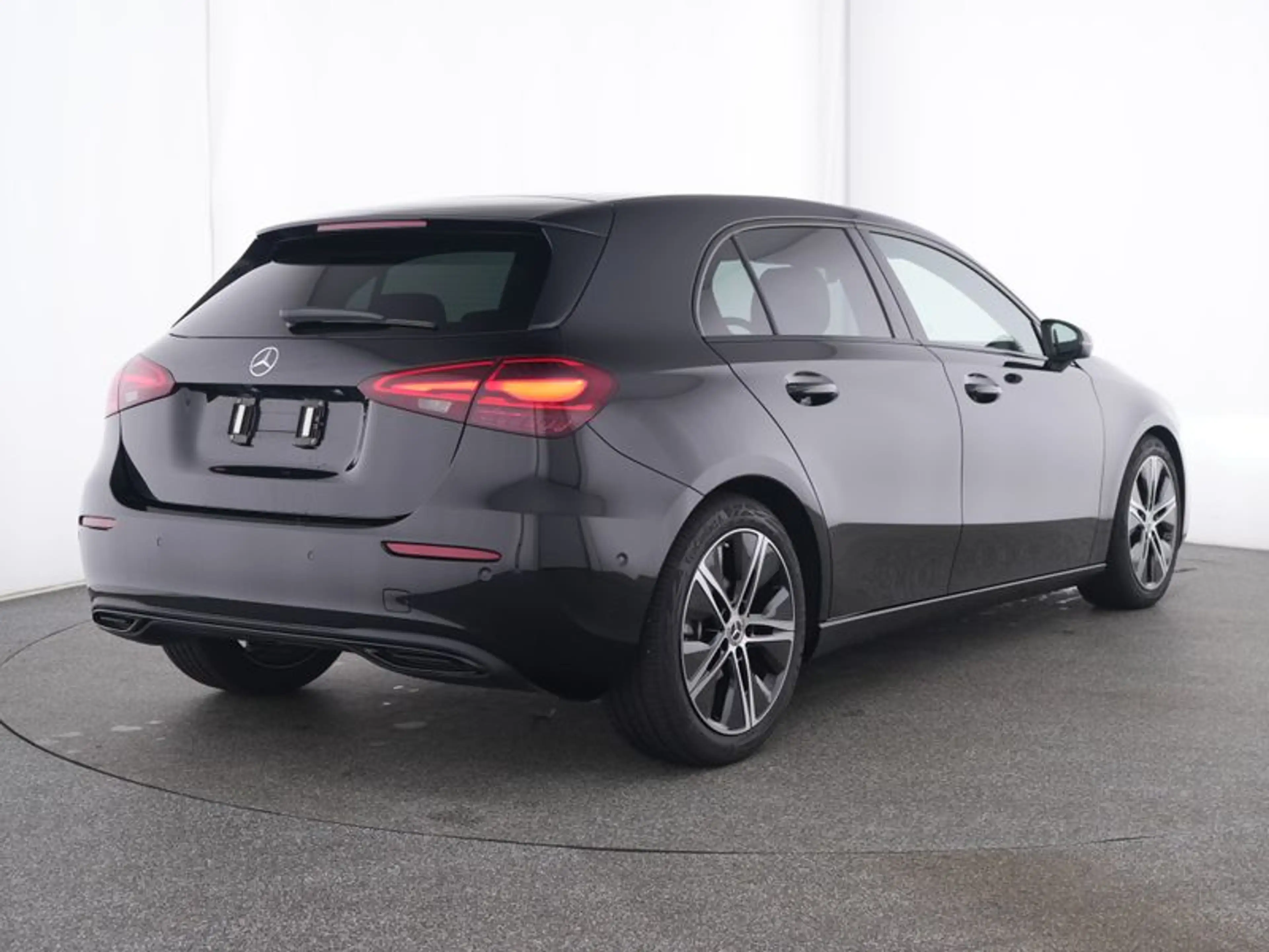 Mercedes-Benz A 200 , NIGHT PROGRESSIVE AHK KAMERA PANO SPUR — photo 5