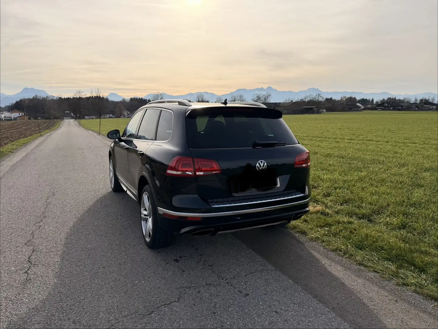 Volkswagen Touareg R-Line 3.0 V6 262PS Vollausstattung Luftfederung Синій - 2