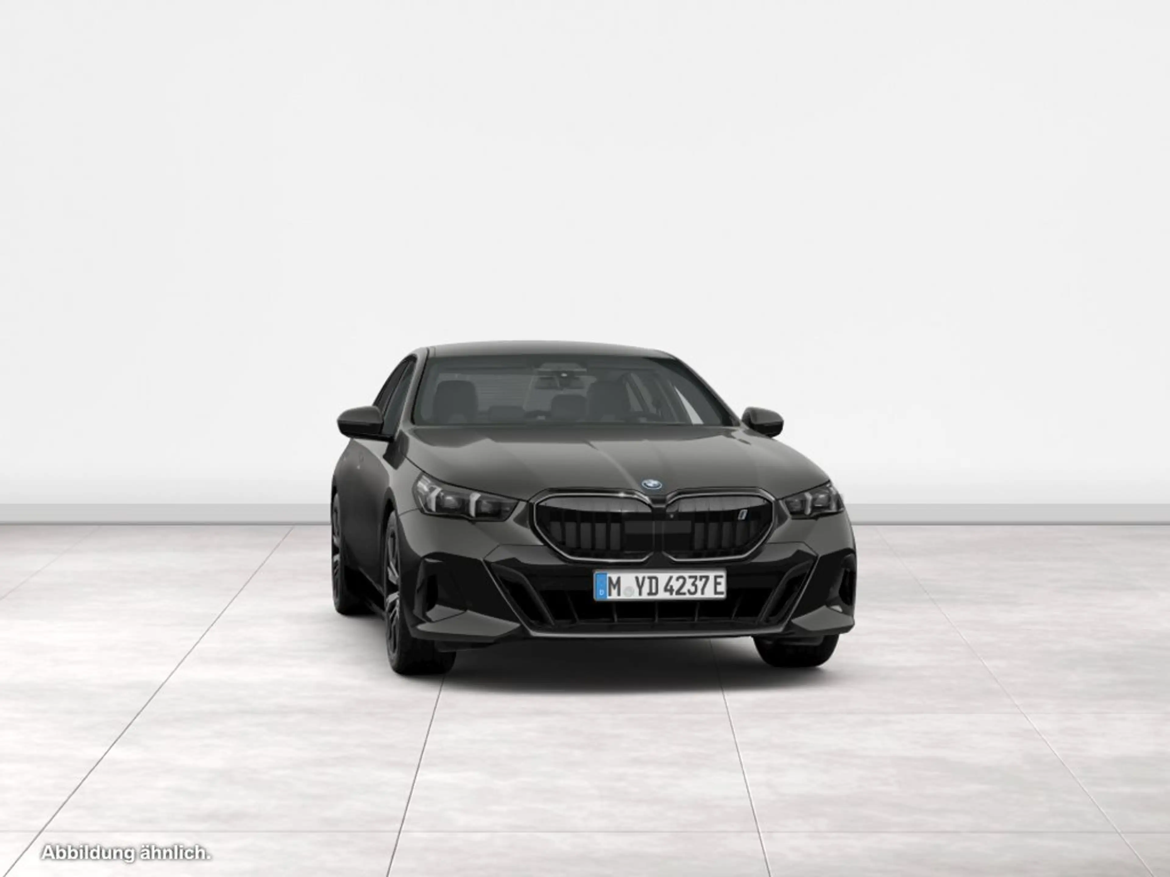 BMW i5 eDrive40 — photo 10