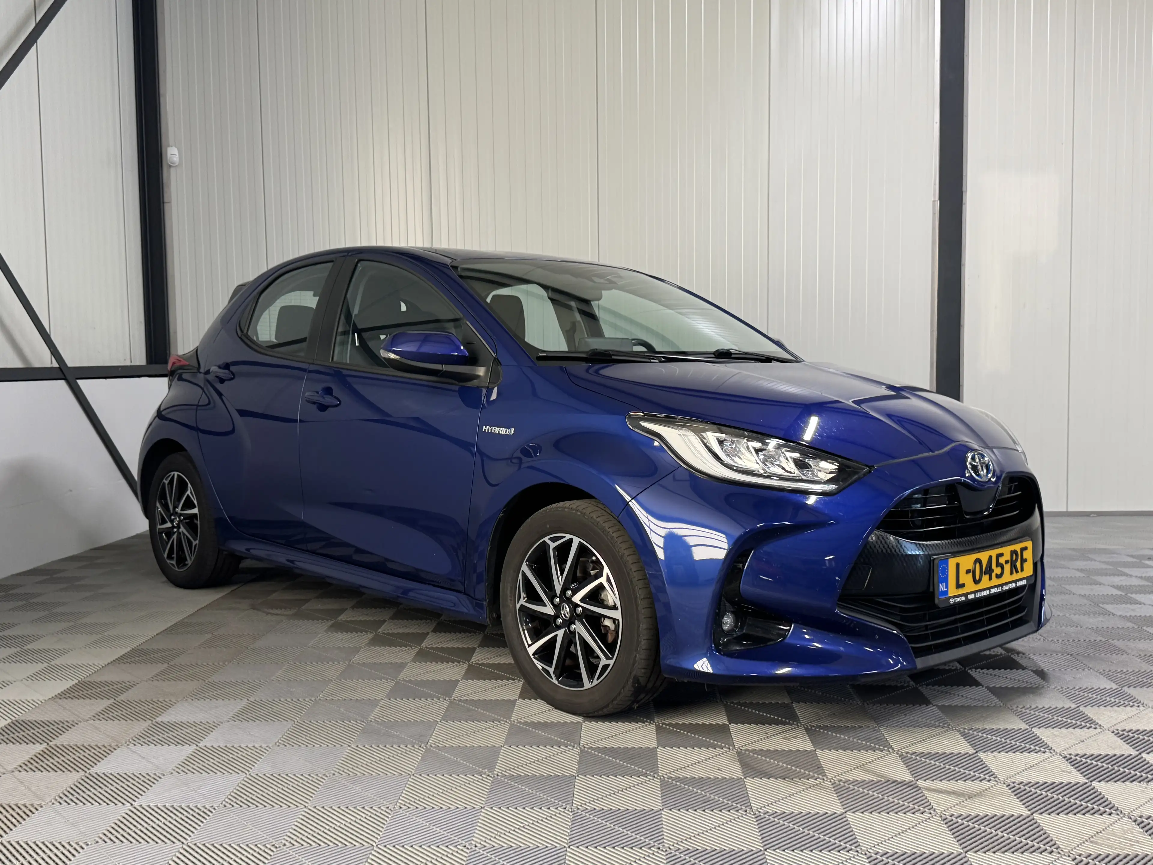 Toyota Yaris 1.5 Hybrid | Dynamic 5-Drs | Airco-Ecc | Camera | — photo 6