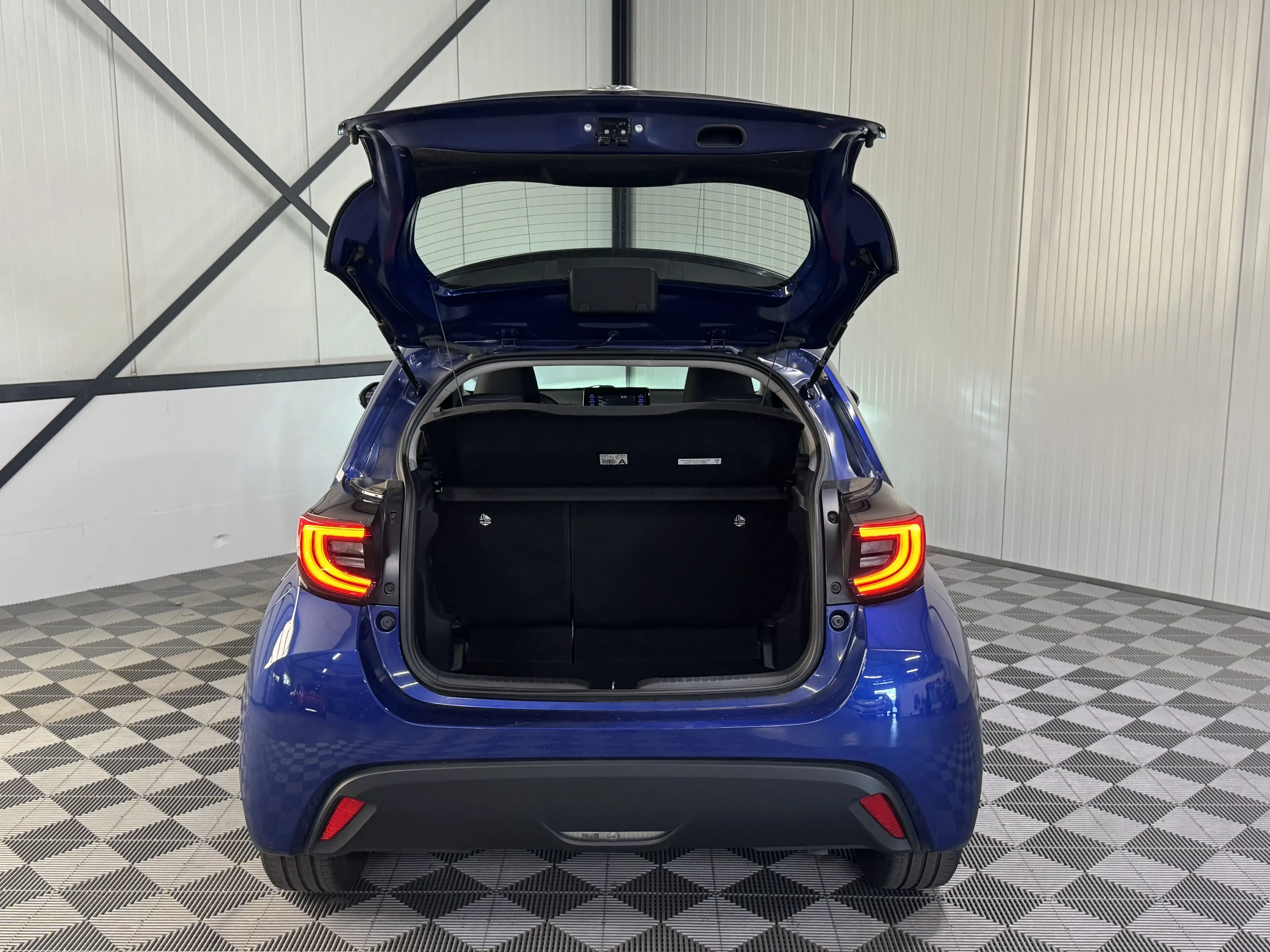 Toyota Yaris 1.5 Hybrid | Dynamic 5-Drs | Airco-Ecc | Camera | — photo 10
