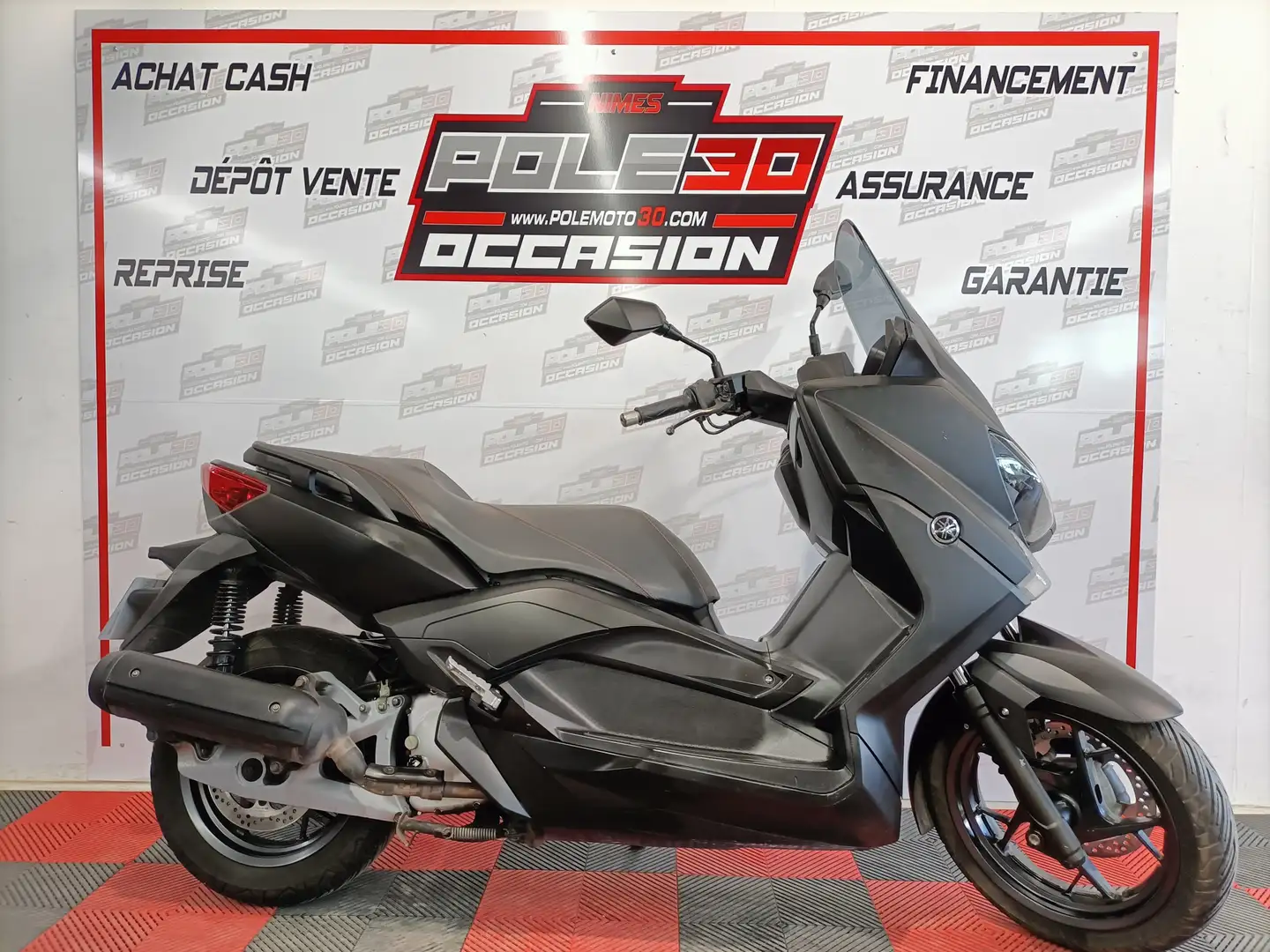 Yamaha X-Max 125 Gris - 1