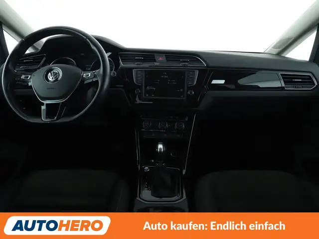Volkswagen Touran view 12