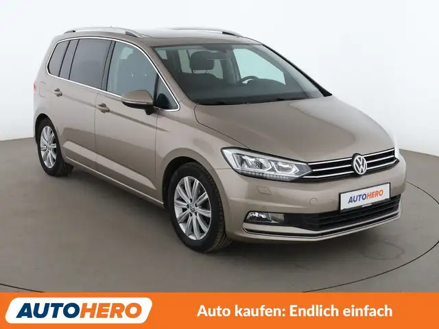 Volkswagen Touran view 8