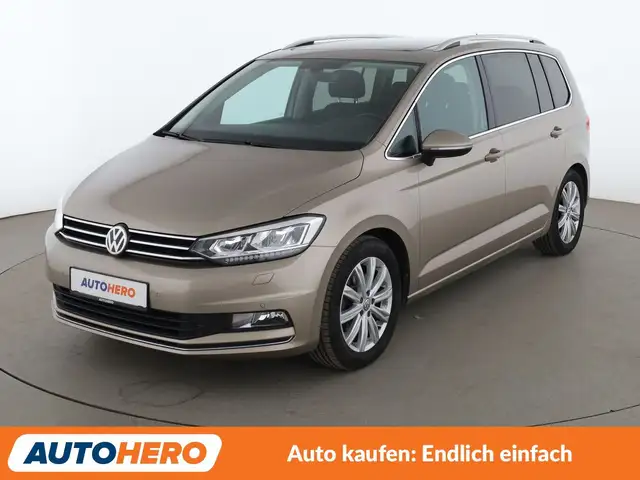 2016 Volkswagen Touran in Beige for sale