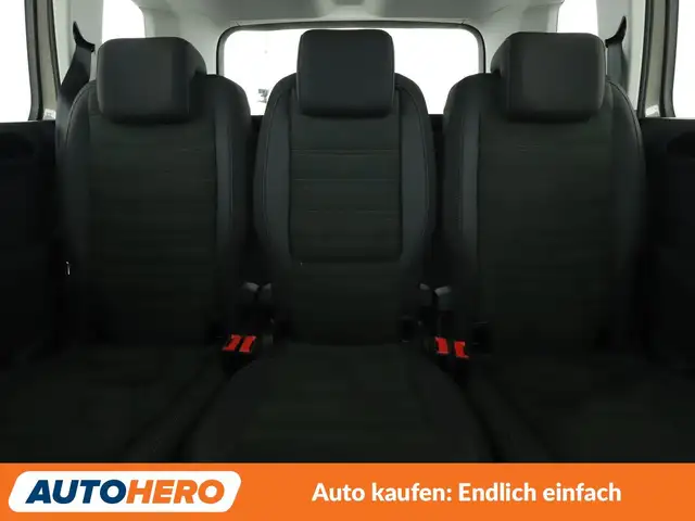 Volkswagen Touran view 15