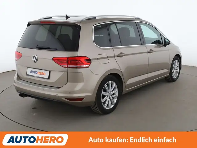Volkswagen Touran view 6