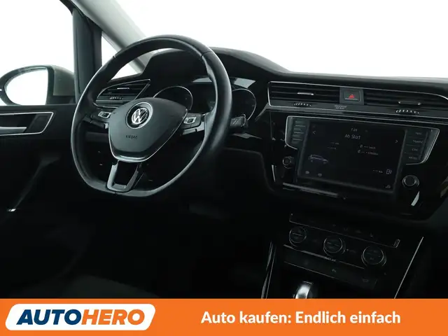 Volkswagen Touran view 13