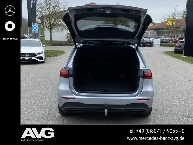 Mercedes-Benz B-Class view 5
