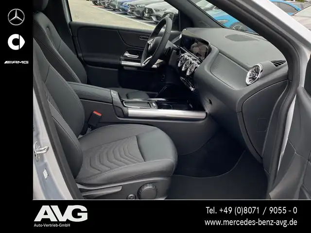 Mercedes-Benz B-Class view 8
