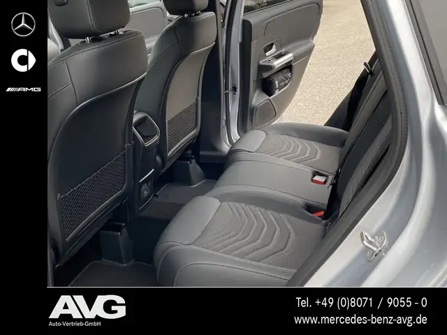 Mercedes-Benz B-Class view 7