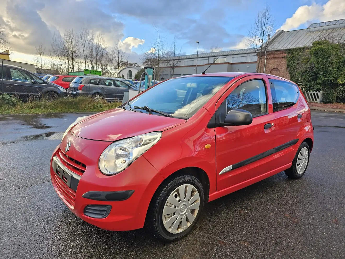 Suzuki Alto 1.0 Basic Rojo - 1