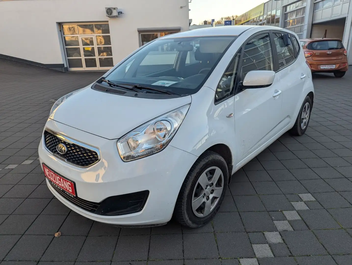 Kia Venga 1.6 CVVT**ALLWETTER+WENIG KM+SCHECKHEFT** Weiß - 1
