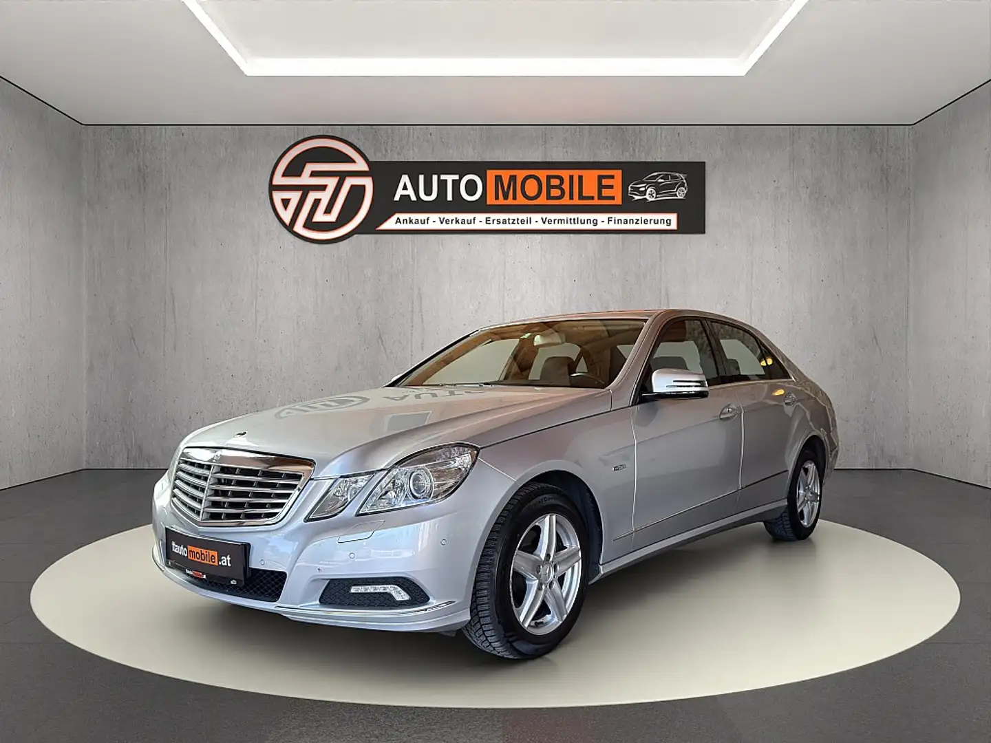 Mercedes-Benz E 220 Elegance CDI Aut. Gris - 1