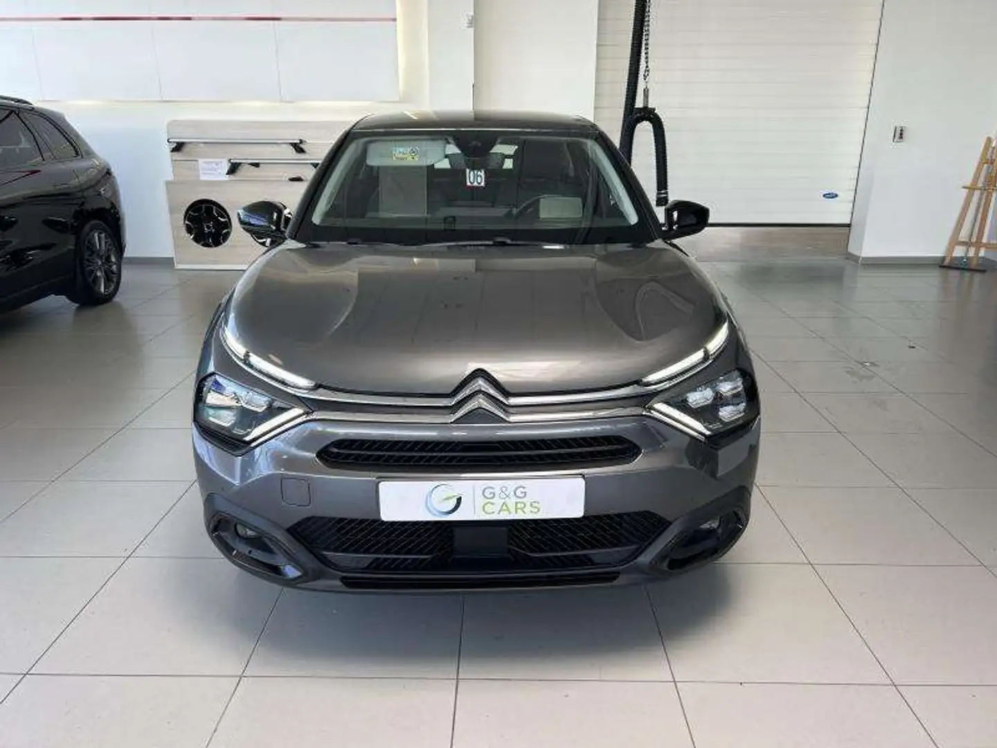 Citroen C4 \u0026 ë- Feel Pack Gris - 1